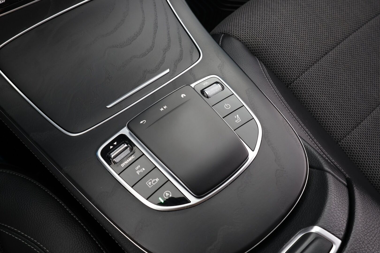 Mercedes-Benz E 2023 220 d Edition 4MATIC T A * Vakkari / 360° / Muistipenkit / Puolinahat / Widescreen / Navi / Multibeam * - 1.Om Suomi-auto / Kahdet renkaat aluvanteilla - HULLUT AVAJAISHULINAT KORKOTARJOUS 3,29 %