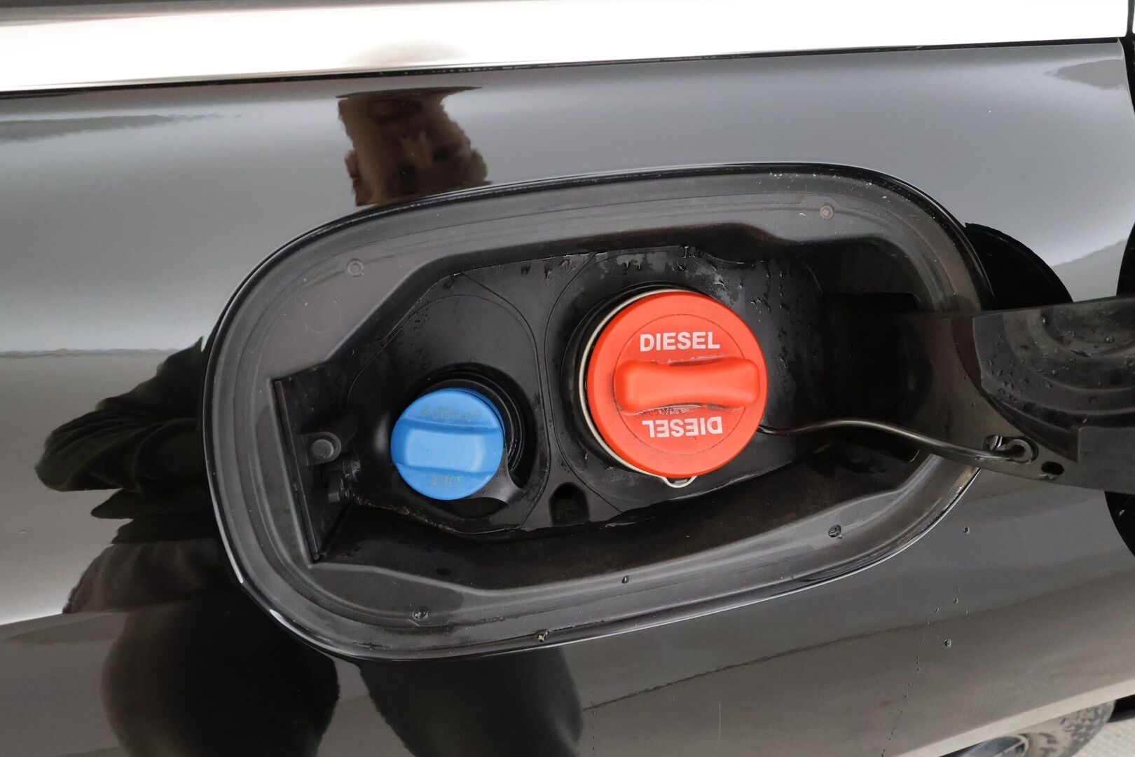 Mercedes-Benz E 2023 220 d Edition 4MATIC T A * Vakkari / 360° / Muistipenkit / Puolinahat / Widescreen / Navi / Multibeam * - 1.Om Suomi-auto / Kahdet renkaat aluvanteilla - Osta nyt, maksa vasta ensi vuonna