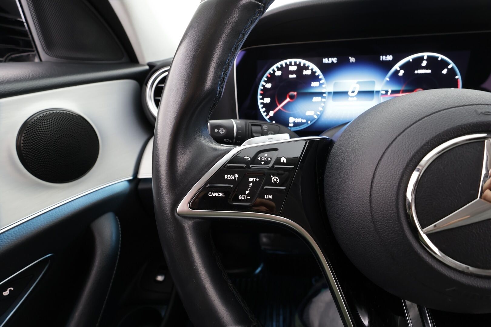 Mercedes-Benz E 2023 220 d Edition 4MATIC T A * Vakkari / 360° / Muistipenkit / Puolinahat / Widescreen / Navi / Multibeam * - 1.Om Suomi-auto / Kahdet renkaat aluvanteilla - Osta nyt, maksa vasta ensi vuonna