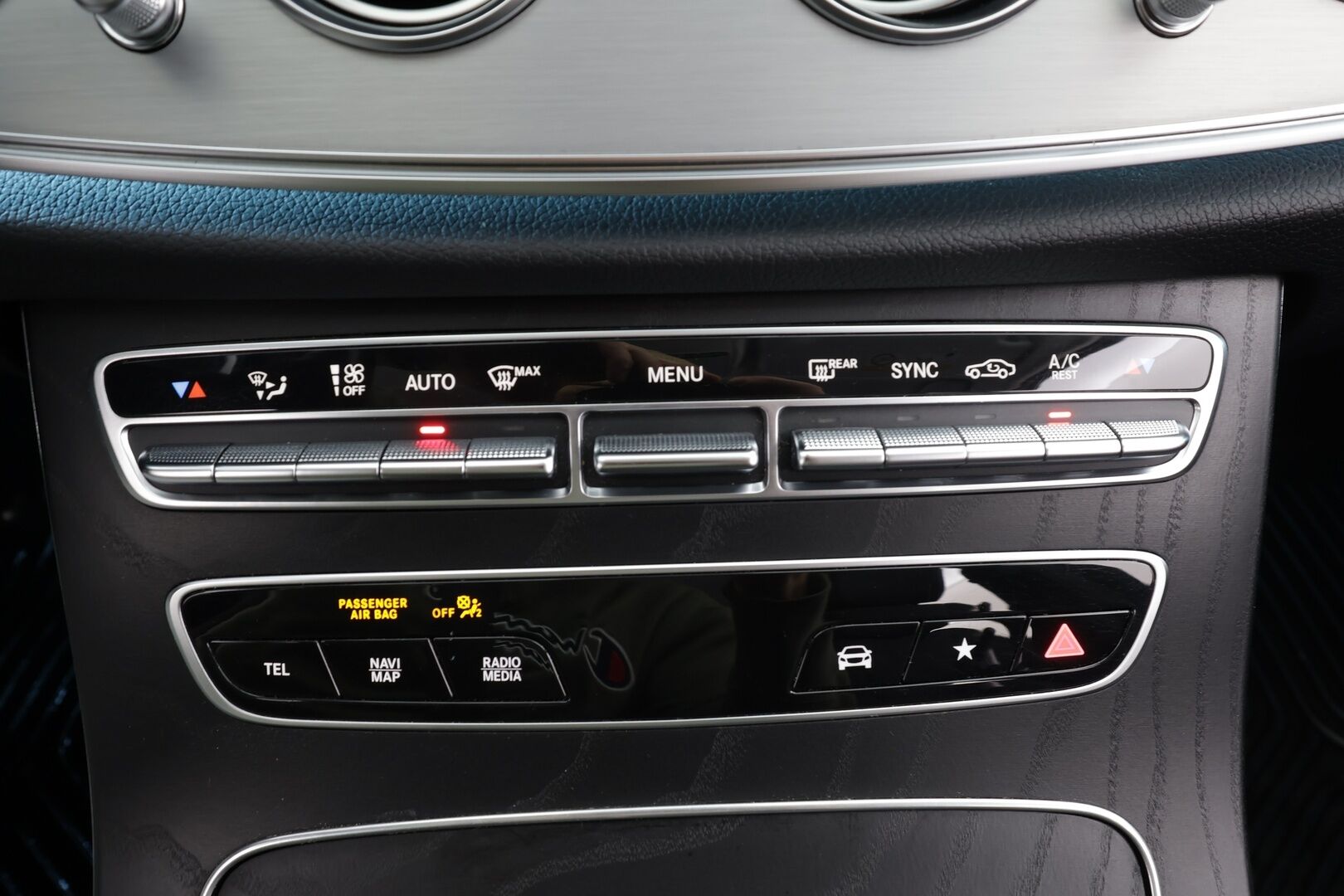 Mercedes-Benz E 2023 220 d Edition 4MATIC T A * Vakkari / 360° / Muistipenkit / Puolinahat / Widescreen / Navi / Multibeam * - 1.Om Suomi-auto / Kahdet renkaat aluvanteilla - Osta nyt, maksa vasta ensi vuonna