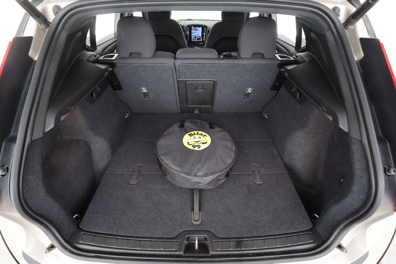 Volvo XC40 2023 Recharge Single Plus aut - | ACC | ILP | Koukku | Pixel-LED | High performance audio | Muistipenkki | Sporttipenkit | P.Kamera | Keyless | Apple&Android | 1.Om Suomi-auto | Kahdet Renkaat |