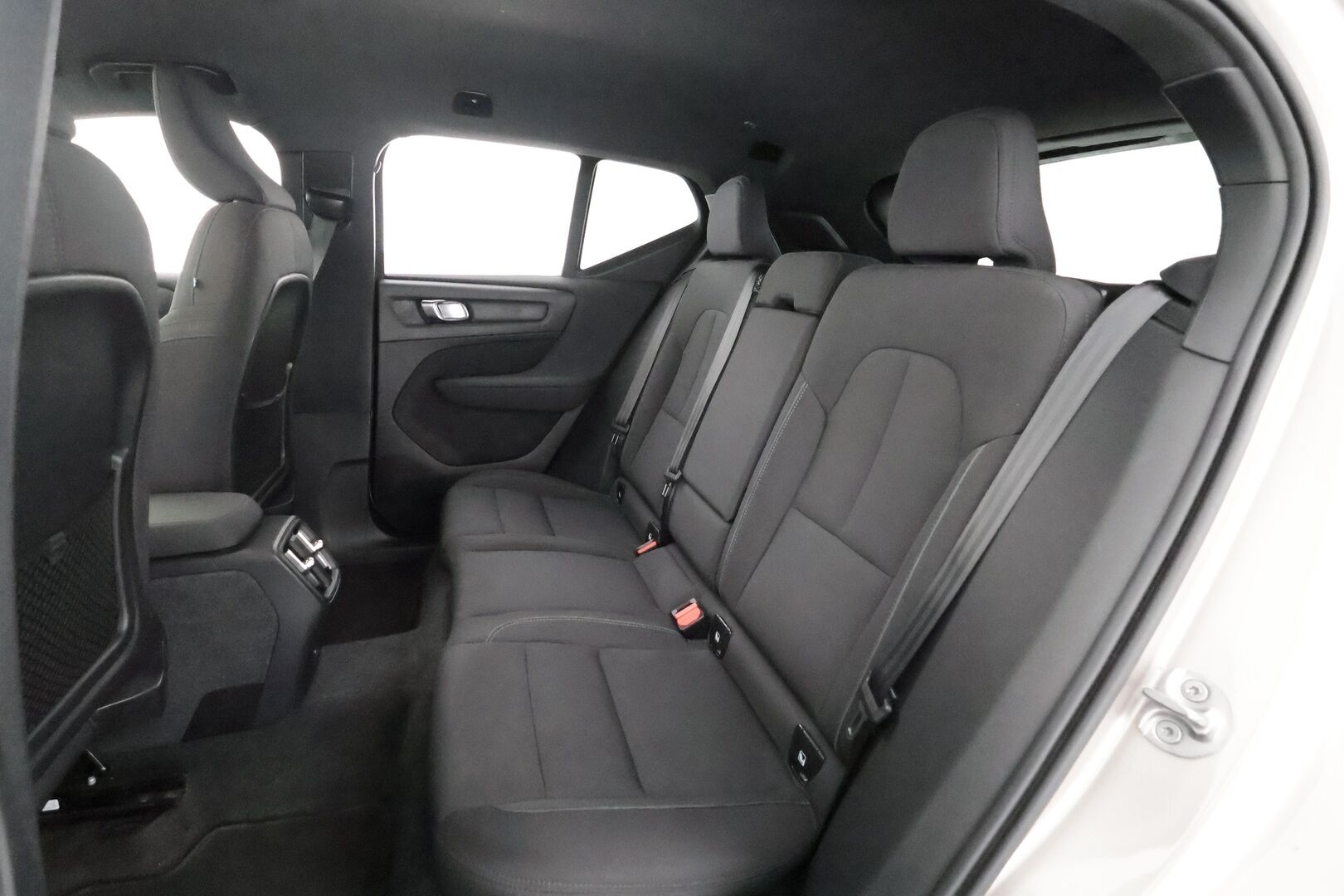 Volvo XC40 2023 Recharge Single Plus aut - | ACC | ILP | Koukku | Pixel-LED | High performance audio | Muistipenkki | Sporttipenkit | P.Kamera | Keyless | Apple&Android | 1.Om Suomi-auto | Kahdet Renkaat |