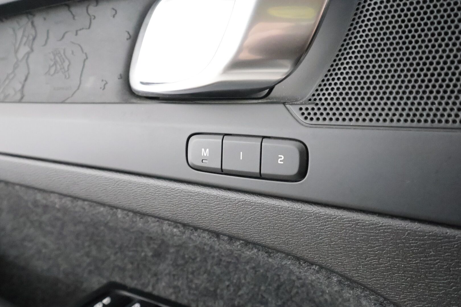 Volvo XC40 2023 Recharge Single Plus aut - | ACC | ILP | Koukku | Pixel-LED | High performance audio | Muistipenkki | Sporttipenkit | P.Kamera | Keyless | Apple&Android | 1.Om Suomi-auto | Kahdet Renkaat |