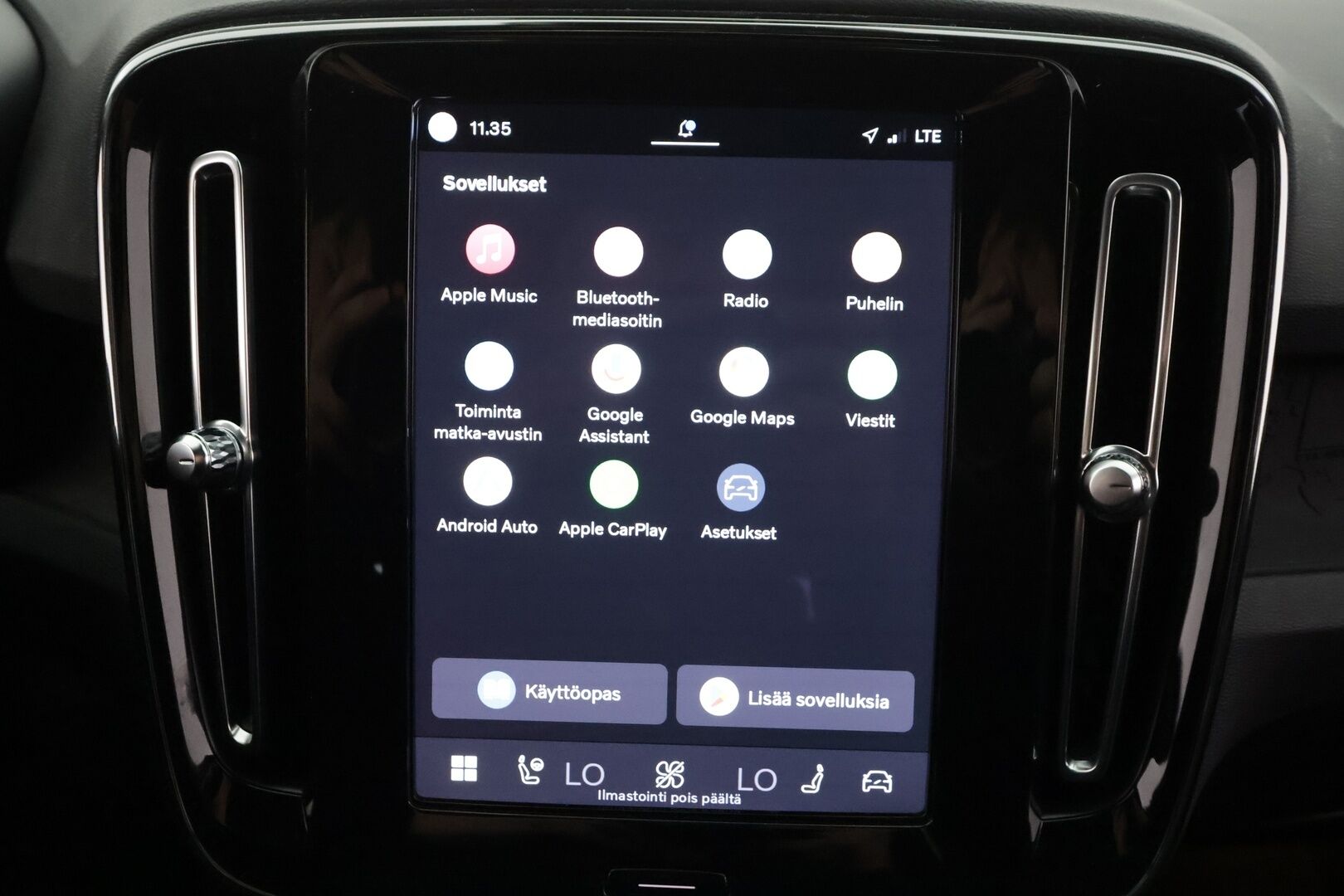 Volvo XC40 2023 Recharge Single Plus aut - | ACC | ILP | Koukku | Pixel-LED | High performance audio | Muistipenkki | Sporttipenkit | P.Kamera | Keyless | Apple&Android | 1.Om Suomi-auto | Kahdet Renkaat |