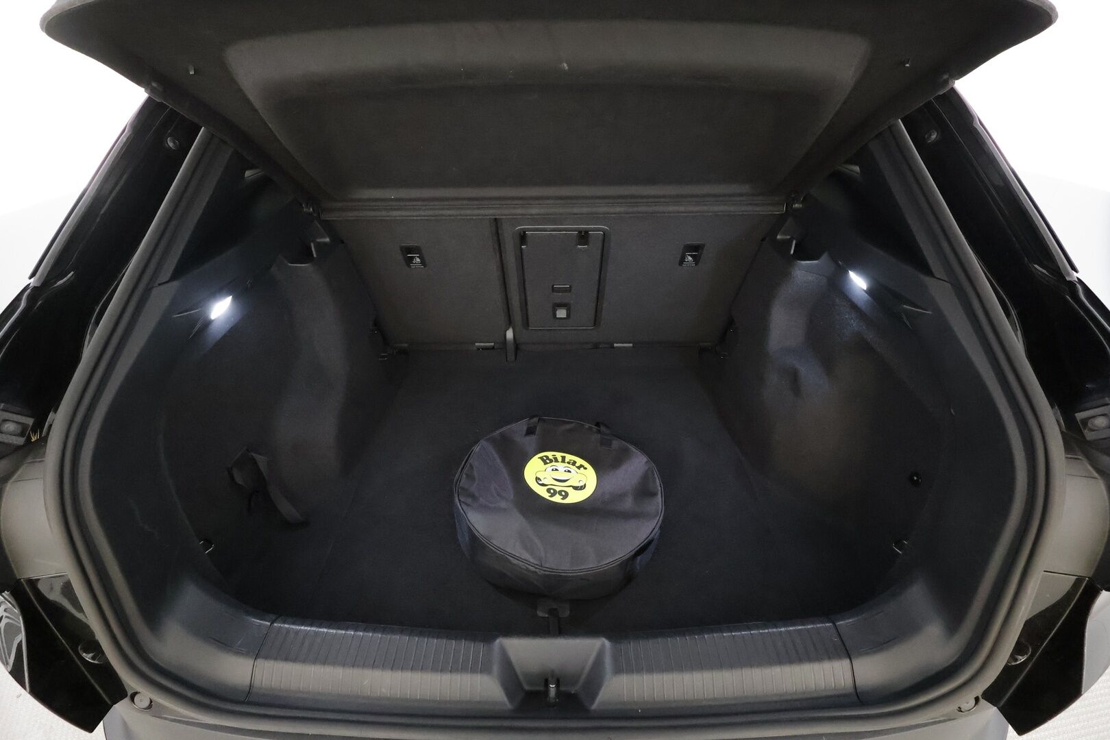 Volkswagen ID.4 2023 GTX Dual Motor AWD Business Max,  akku 77 kWh - | ACC | Lisälämmitin | Matrix LED | HUD | Lasikatto | Hierovat ergoactive istuimet muistilla | 360-Kamera | Keyless | Apple&Android | 1.Om Suomi-auto | Kahdet Renkaat | Merkkihuollettu |
