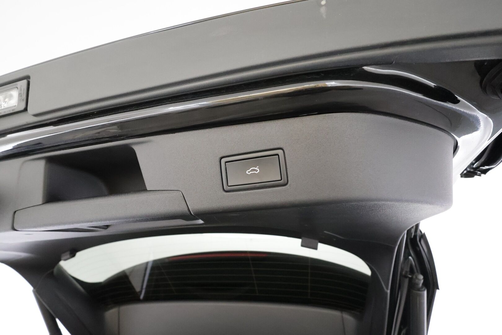 Volkswagen ID.4 2023 GTX Dual Motor AWD Business Max,  akku 77 kWh - | ACC | Lisälämmitin | Matrix LED | HUD | Lasikatto | Hierovat ergoactive istuimet muistilla | 360-Kamera | Keyless | Apple&Android | 1.Om Suomi-auto | Kahdet Renkaat | Merkkihuollettu |