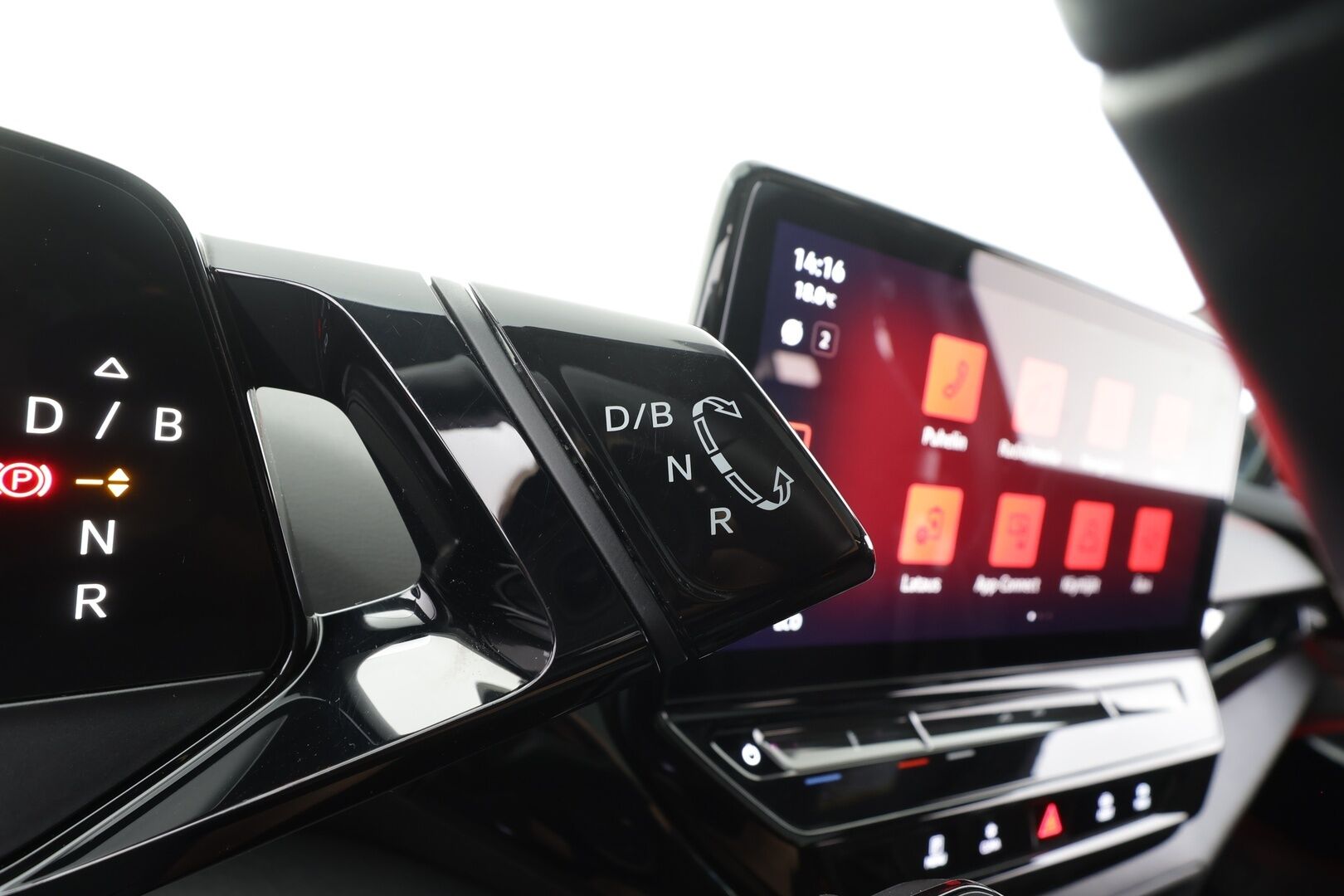Volkswagen ID.4 2023 GTX Dual Motor AWD Business Max,  akku 77 kWh - | ACC | Lisälämmitin | Matrix LED | HUD | Lasikatto | Hierovat ergoactive istuimet muistilla | 360-Kamera | Keyless | Apple&Android | 1.Om Suomi-auto | Kahdet Renkaat | Merkkihuollettu |