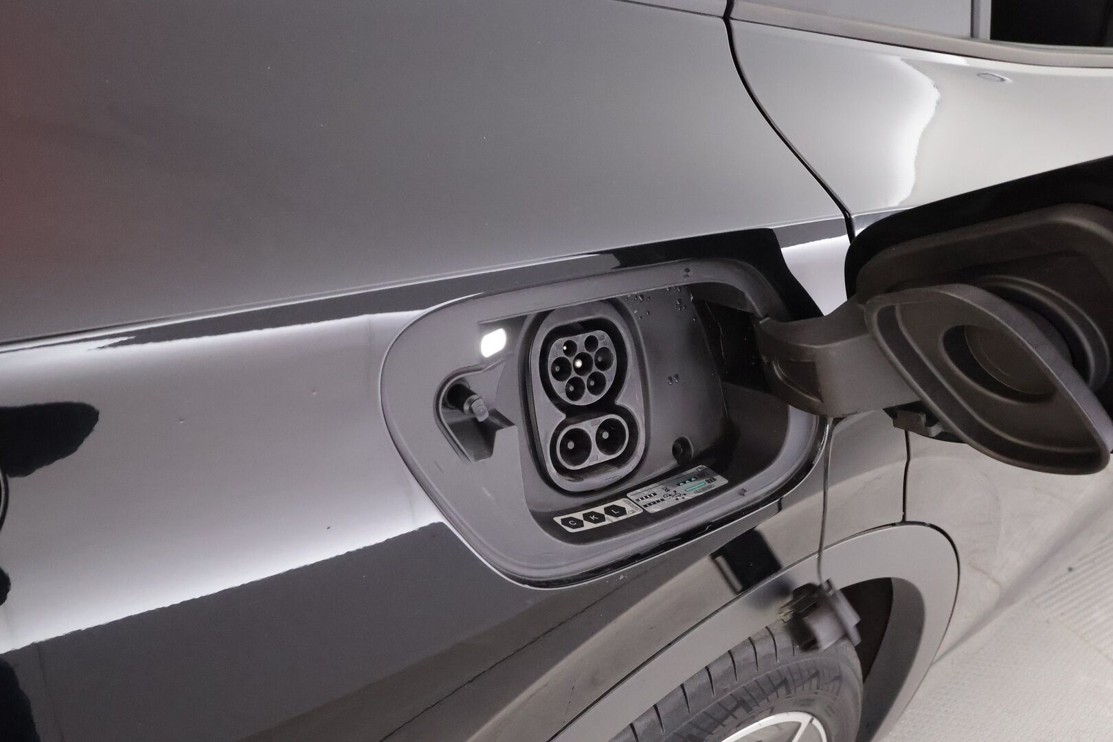 Volkswagen ID.4 2023 GTX Dual Motor AWD Business Max,  akku 77 kWh - | ACC | Lisälämmitin | Matrix LED | HUD | Lasikatto | Hierovat ergoactive istuimet muistilla | 360-Kamera | Keyless | Apple&Android | 1.Om Suomi-auto | Kahdet Renkaat | Merkkihuollettu |