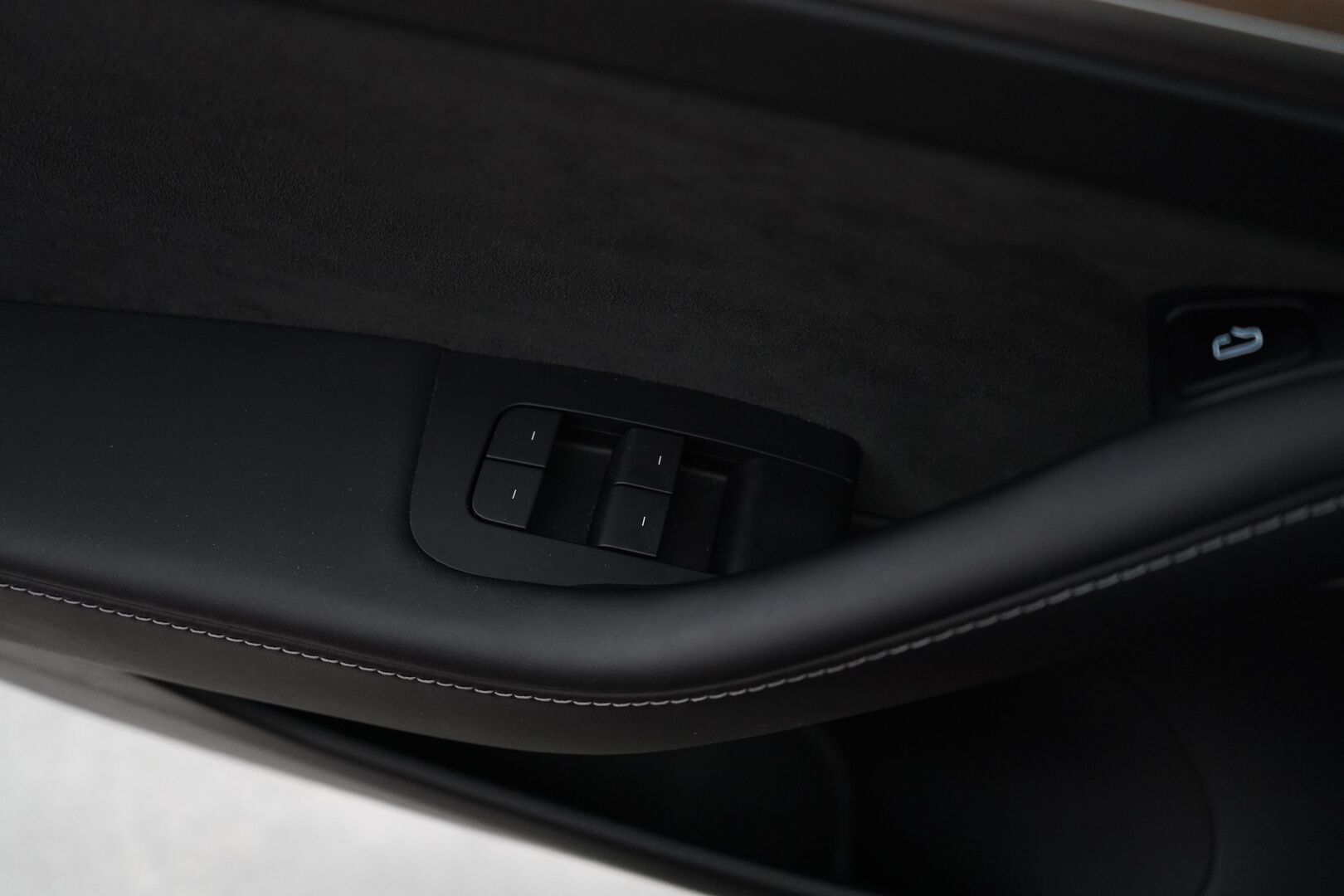 Tesla Model 3 2022 Standard Range Plus * AMD Ryzen / Lämpöpumppu / ACC / Matrix-Led / Kamera * - Kahdet vanteet / Erikoisväri / Molemmat laturit / Puhdas CarVertical