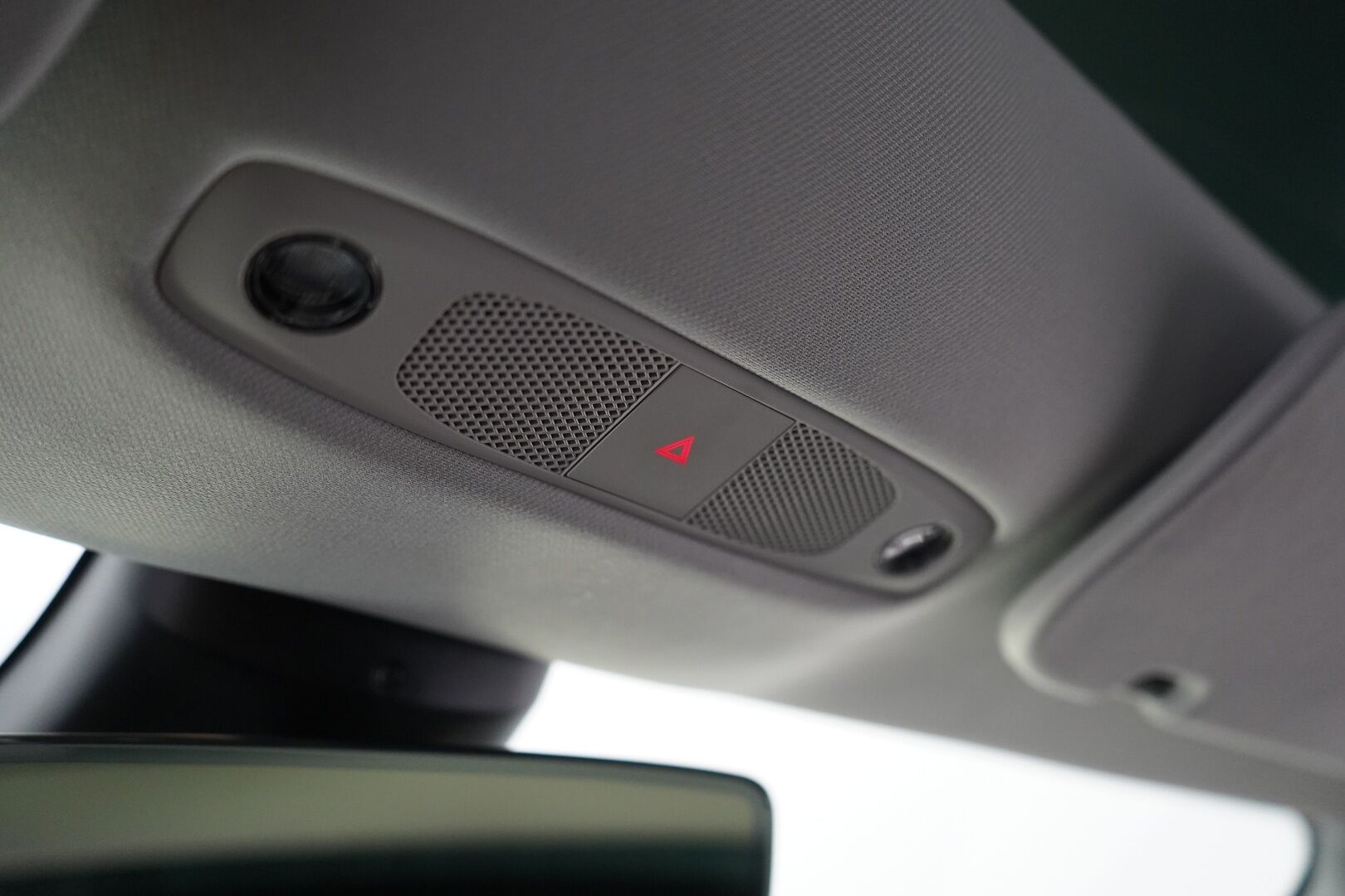 Tesla Model 3 2022 Standard Range Plus * AMD Ryzen / Lämpöpumppu / ACC / Matrix-Led / Kamera * - Kahdet vanteet / Erikoisväri / Molemmat laturit / Puhdas CarVertical