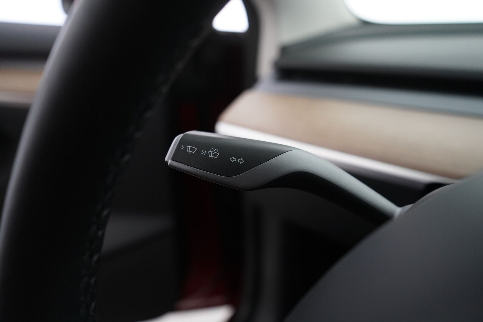 Tesla Model 3 2022 Standard Range Plus * AMD Ryzen / Lämpöpumppu / ACC / Matrix-Led / Kamera * - Kahdet vanteet / Erikoisväri / Molemmat laturit / Puhdas CarVertical