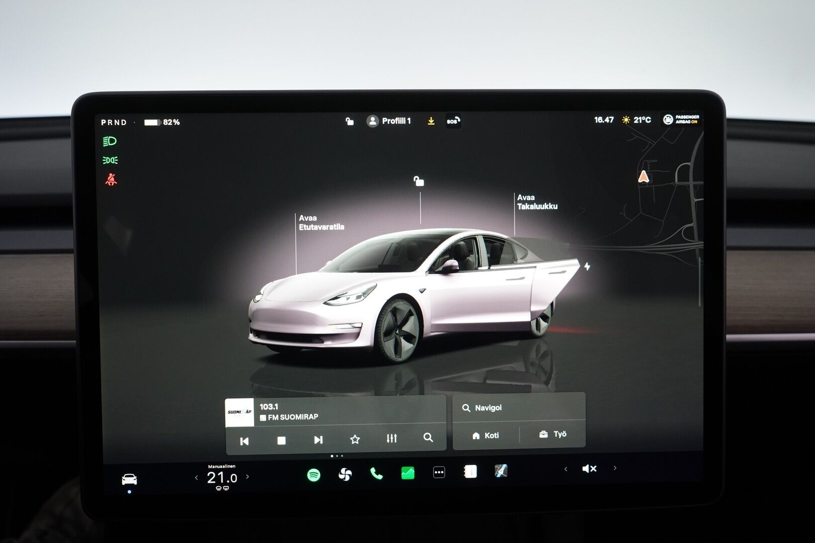 Tesla Model 3 2022 Standard Range Plus * AMD Ryzen / Lämpöpumppu / ACC / Matrix-Led / Kamera * - Kahdet vanteet / Erikoisväri / Molemmat laturit / Puhdas CarVertical