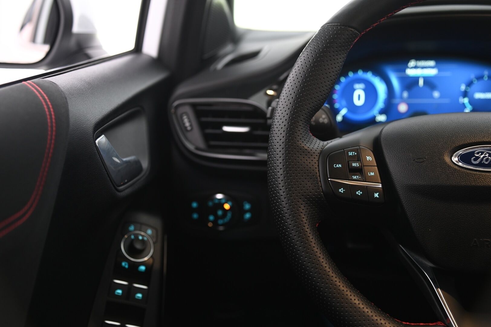 Ford Puma 2023 1.0 EcoBoost Hybrid (mHEV) 125hv M6 ST-Line 5-ovinen - 1-Omisteinen | Digimittaristo | Lämmitettävä Tuulilasi | Lämmitettävä Ohjauspyörä | Kahdet Renkaat Alumiinivanteilla | Kaistavahti  