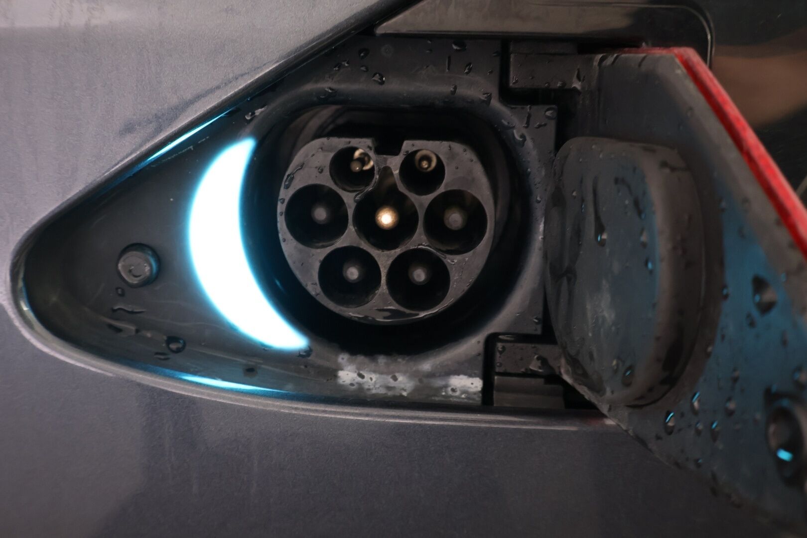 Tesla Model X 2018 75D *Autopilot / CCS / 2x Vanteet / Koukku / Lasikatto* - *JUURI KATSASTETTU / Autopilot / CCS / 2x Vanteet / Koukku
