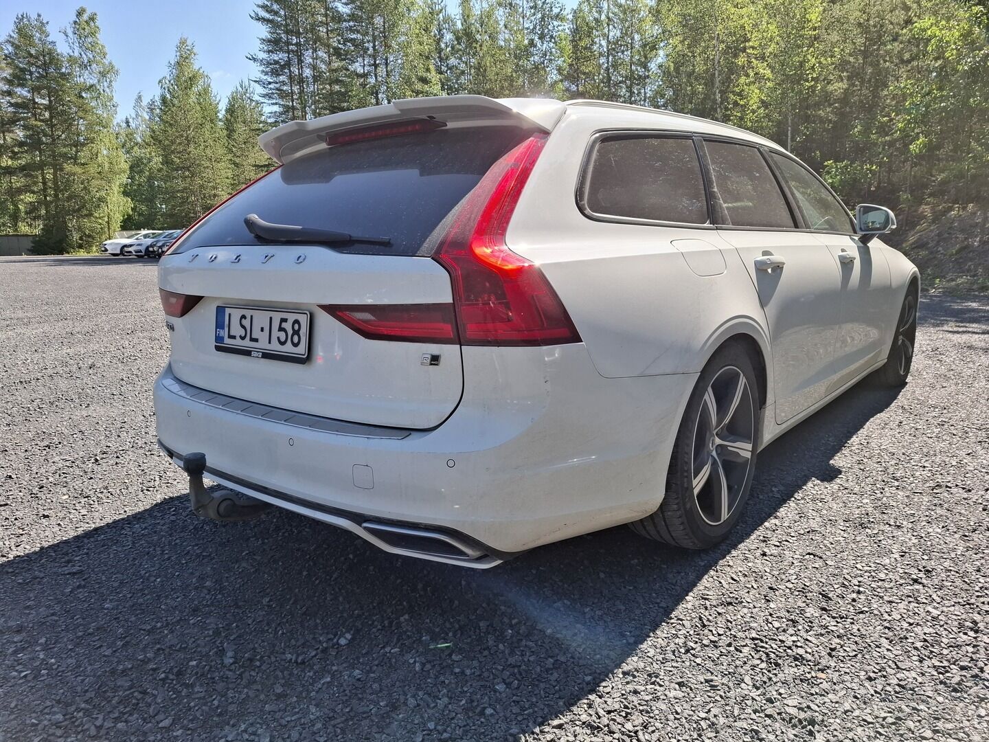 Volvo V90 2018 D3 AWD R-Design aut *Adapt.vakkari / Webasto / Koukku / Sporttipenkit / VOC / TULOSSA