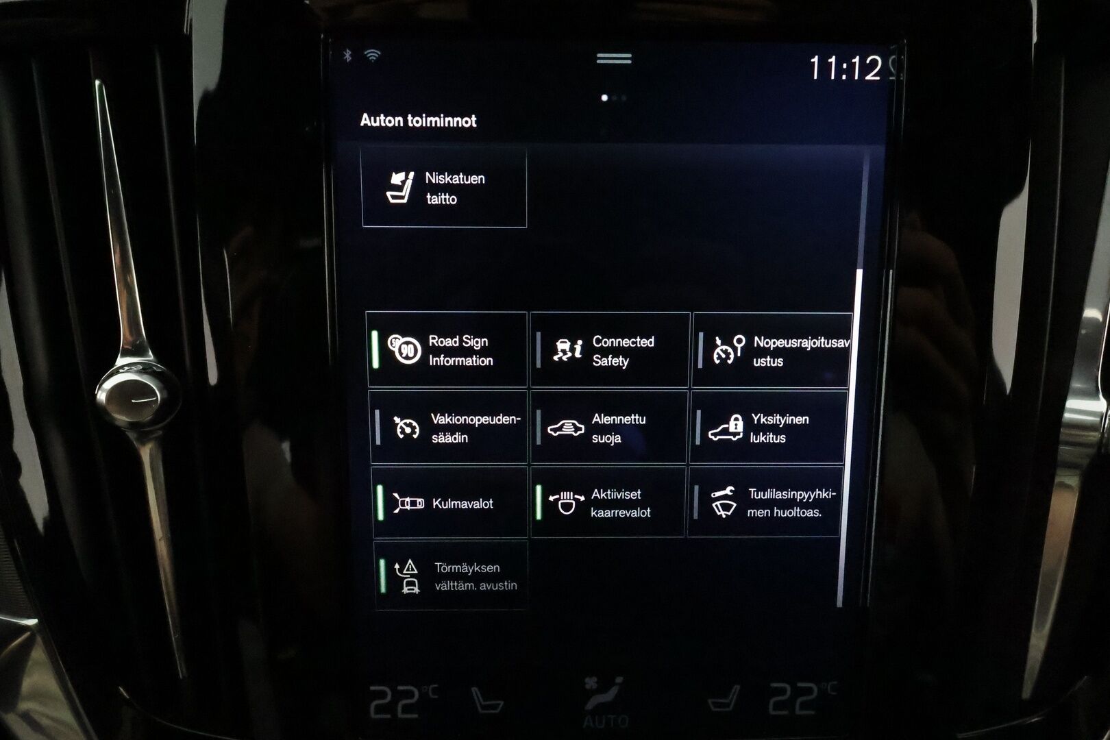 Volvo V90 2018 D3 AWD R-Design **Webasto / Koukku / Adapt.Vakkari / Full-LED / Sporttipenkki Muistilla / P.Tutkat / Navi / Keyless** - Kahdet Renkaat