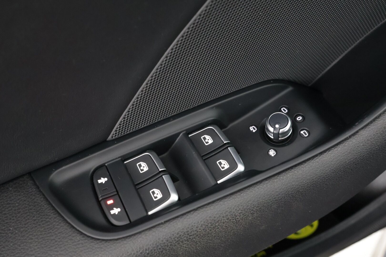 Audi A3 2018 Sedan S line Business Sport 2,0 TFSI 140 kW quattro S tronic - Todella siisti / Hyvin huollettu / Kahdet renkaat alumiinivantein