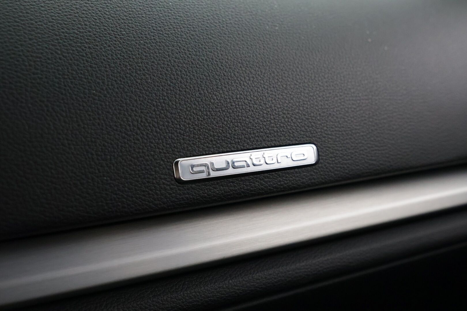 Audi A3 2018 Sedan S line Business Sport 2,0 TFSI 140 kW quattro S tronic - Todella siisti / Hyvin huollettu / Kahdet renkaat alumiinivantein