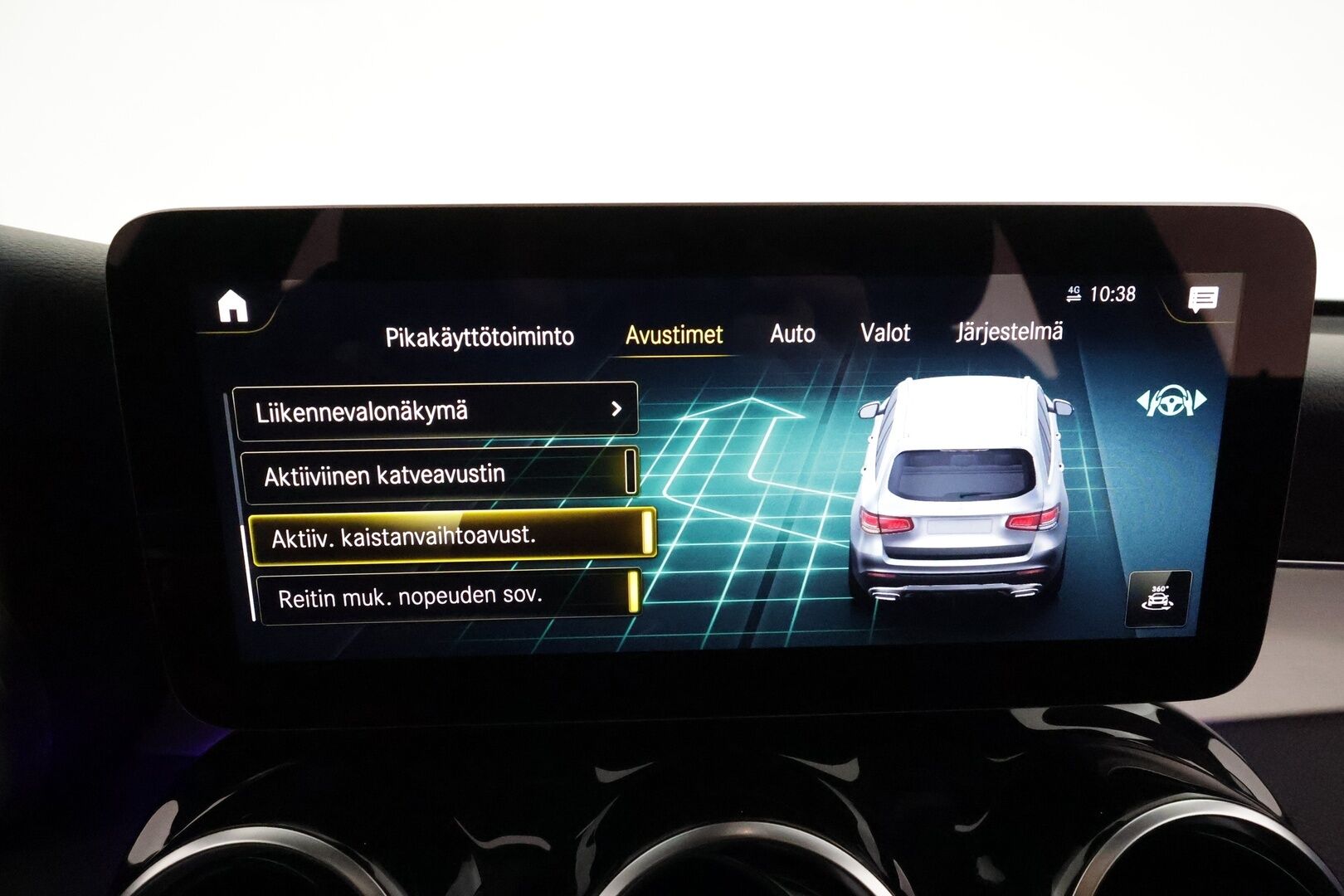 Mercedes-Benz GLC 2021 300e 4MATIC A Business EQ Power *Distronic+ / P.kamera / Multibeam / Koukku / Panorama / KeylessGo / Navi* - Kahdet renkaat aluvanteilla