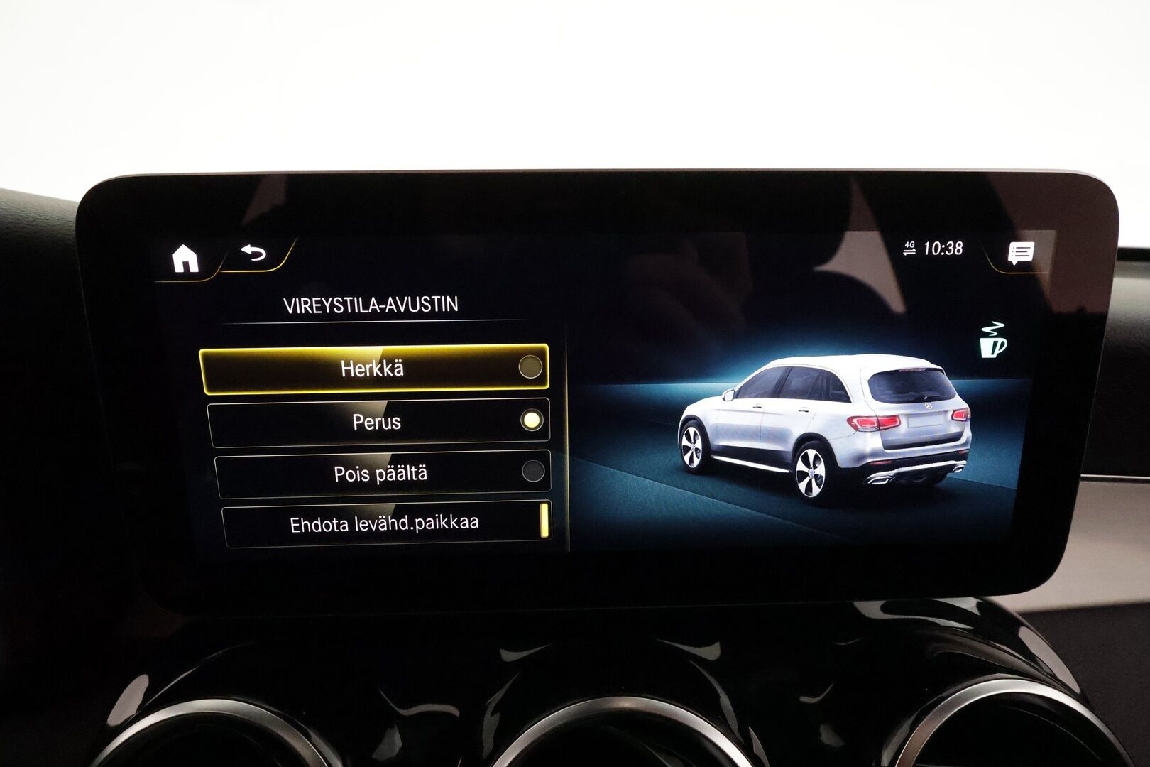 Mercedes-Benz GLC 2021 300e 4MATIC A Business EQ Power *Distronic+ / P.kamera / Multibeam / Koukku / Panorama / KeylessGo / Navi* - Kahdet renkaat aluvanteilla