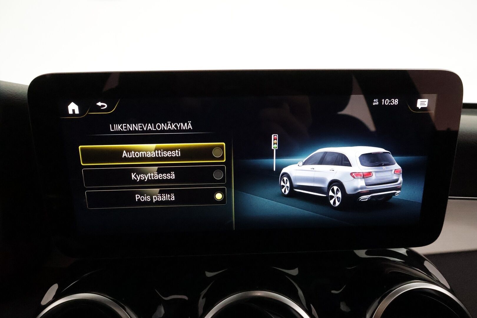 Mercedes-Benz GLC 2021 300e 4MATIC A Business EQ Power *Distronic+ / P.kamera / Multibeam / Koukku / Panorama / KeylessGo / Navi* - Kahdet renkaat aluvanteilla