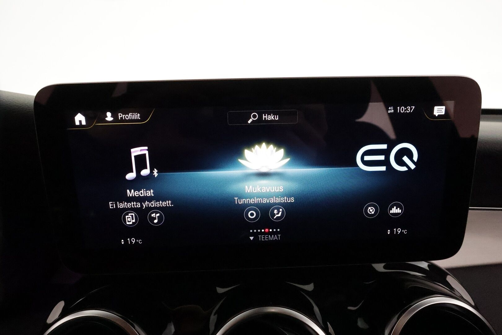 Mercedes-Benz GLC 2021 300e 4MATIC A Business EQ Power *Distronic+ / P.kamera / Multibeam / Koukku / Panorama / KeylessGo / Navi* - Kahdet renkaat aluvanteilla