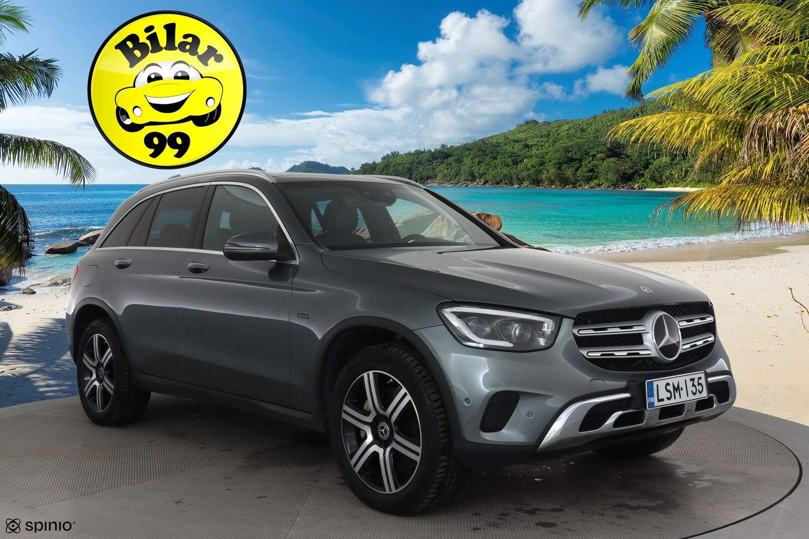 Mercedes-Benz GLC 2021 300e 4MATIC A Business EQ Power *Distronic+ / P.kamera / Multibeam / Koukku / Panorama / KeylessGo / Navi* - Kahdet renkaat aluvanteilla