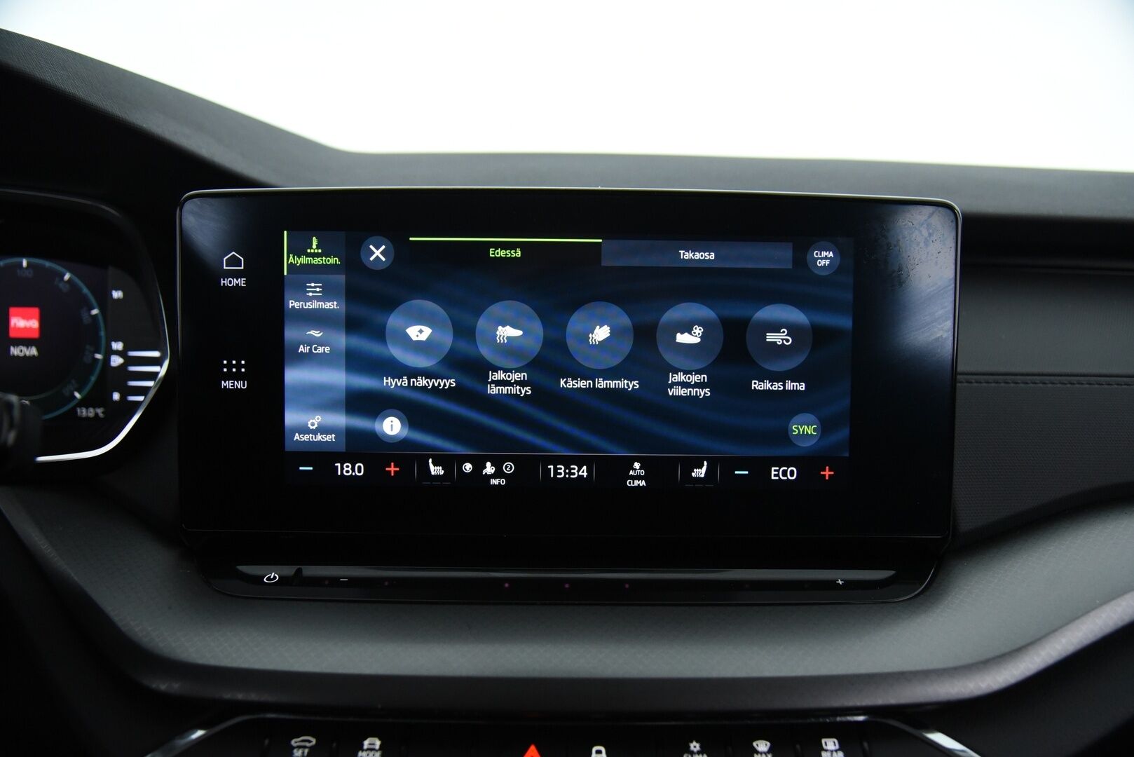 SKODA OCTAVIA 2022 1.4 TSI Combi PHEV Ambition iV DSG Autom * Vakkari / Matrix / Kaistanpitoavustin / P.tutka / Ratinlämmitin / Smartlink * - Digimittaristo / Penkinlämmittimet edessä ja takana!