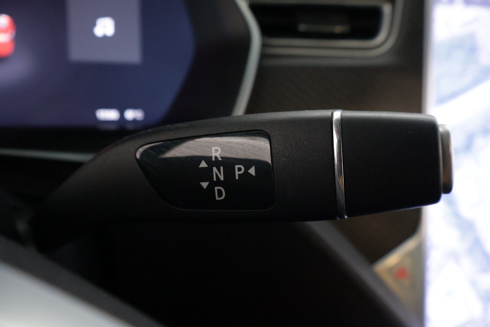 Tesla Model X 2017 100 D * Adapt. Cruise / Ilma-alusta / PTC / P.Kamera / Kaistavahti / LED / Navi * - * 100 D malli, tilava ja näyttävällä värillä oleva yksilö! *