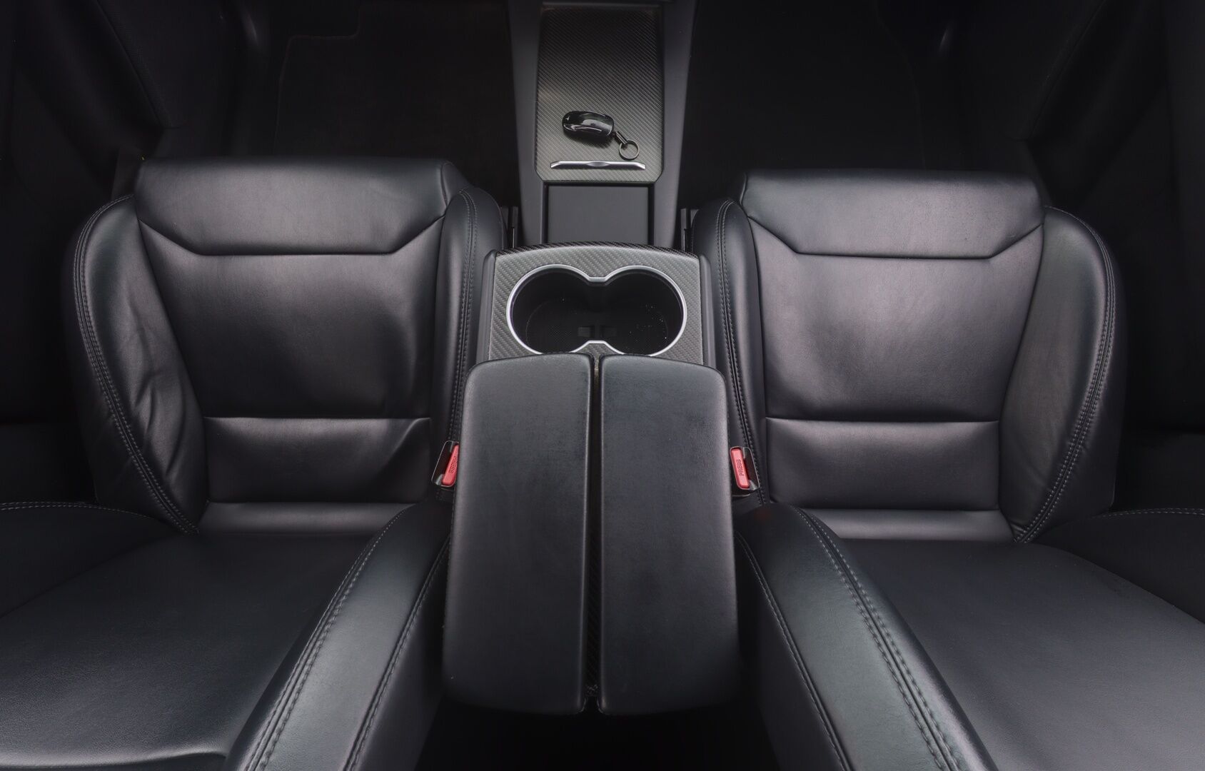 Tesla Model X 2017 100 D * Adapt. Cruise / Ilma-alusta / PTC / P.Kamera / Kaistavahti / LED / Navi * - * 100 D malli, tilava ja näyttävällä värillä oleva yksilö! *