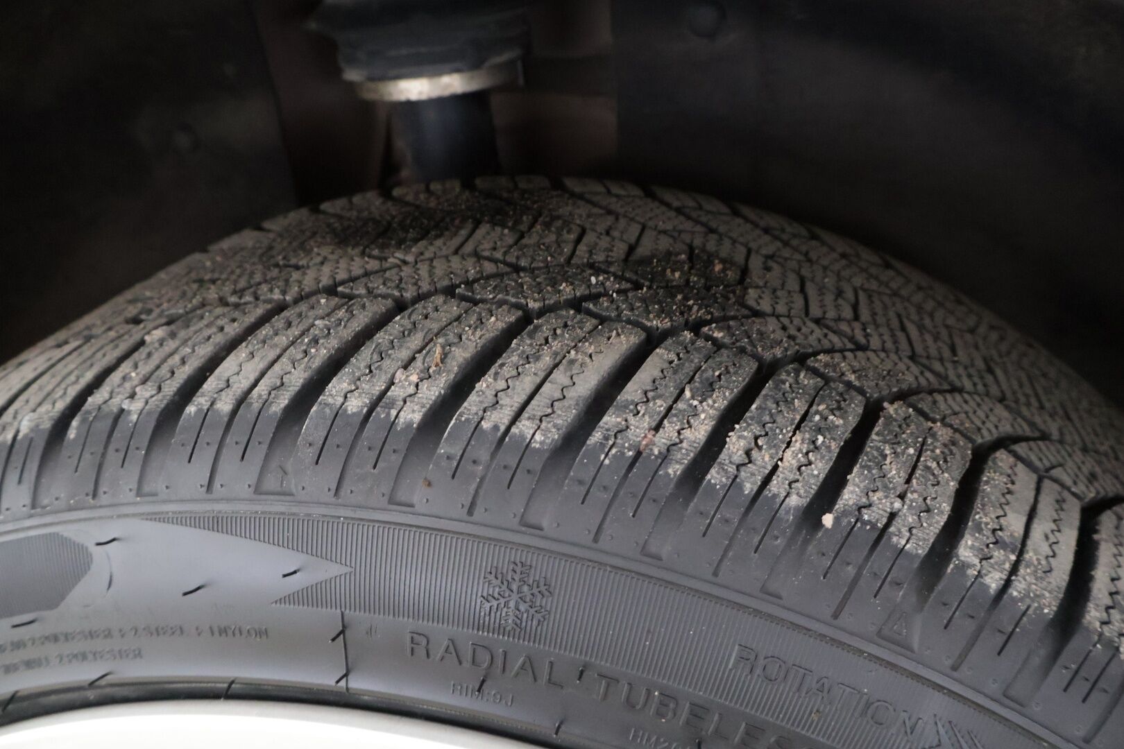 Tesla Model X 2017 100 D * Adapt. Cruise / Ilma-alusta / PTC / P.Kamera / Kaistavahti / LED / Navi * - * 100 D malli, tilava ja näyttävällä värillä oleva yksilö! *