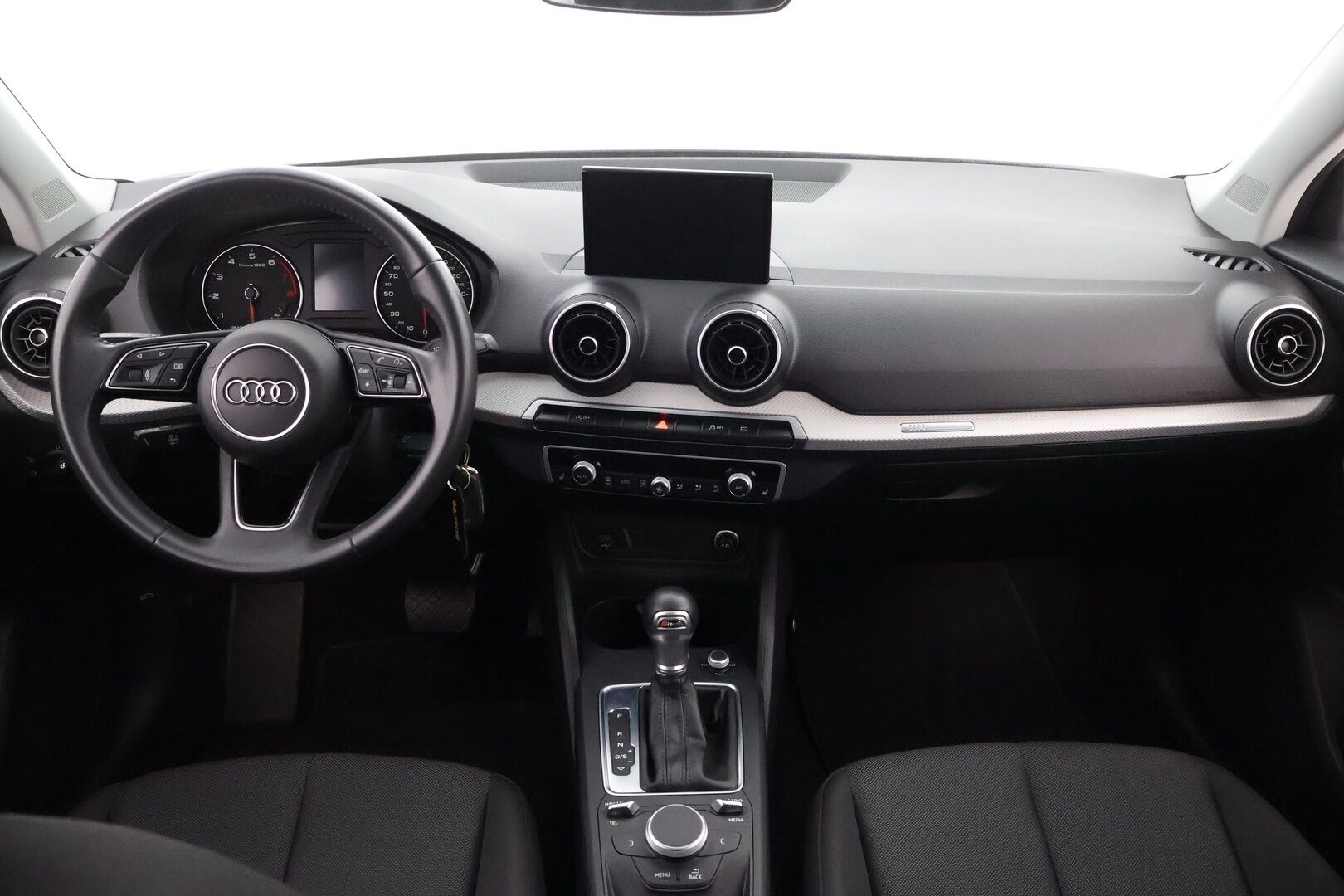 Audi Q2 2020 Proline 35 TFSI 110kW S tronic - Vakkari / Peruutustutka / LED / Lohko & Sisäpistoke / 2x Renkaat aluvantein / Juuri tullut Tampereelle!