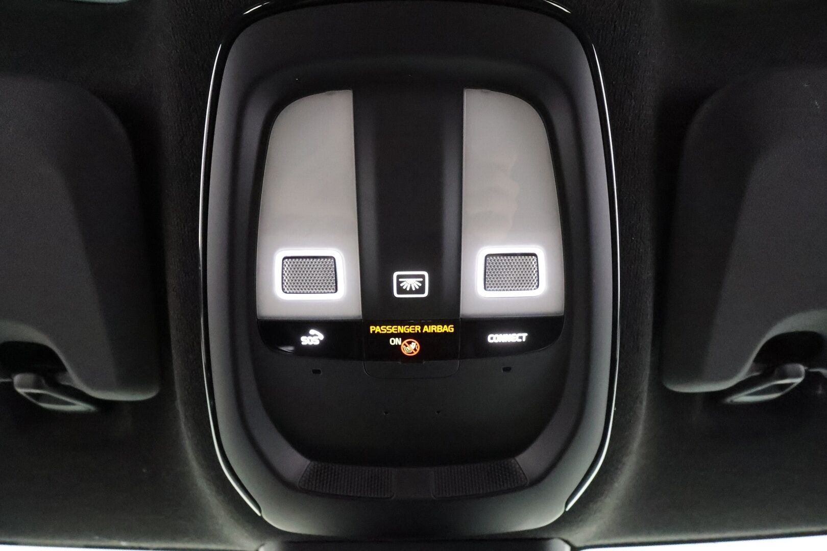 Polestar 2 2022 Long Range Dual Motor Performance * Sportpenkki Muistilla / ILP / H&K / P.Kamera / LED / Lasikatto / Kaistavahti * - 2x Latauskaapelit / Merkkihuollettu / Upea Performance Polestar!