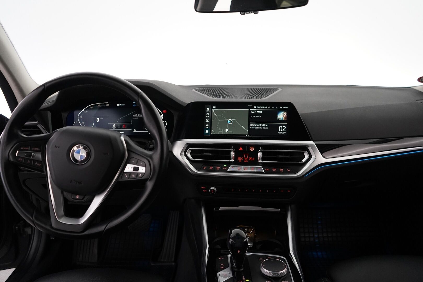 BMW 330 2021 G21 Touring 330e xDrive Business Sport *Koukku / Tutkat / Sporttipenkit / S.Luukku* - Kahdet BMW:n vanteet / Juuri huollettu 