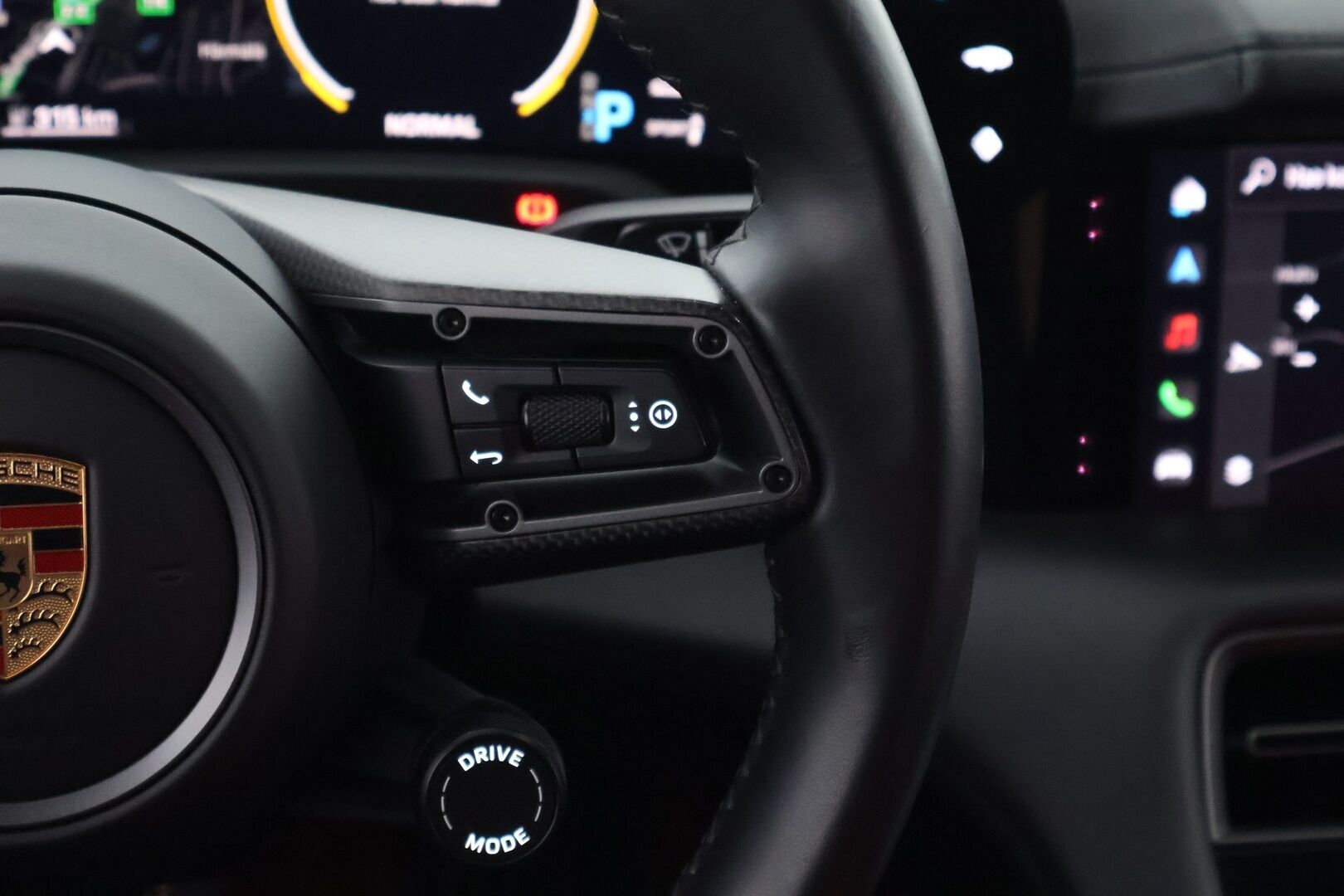 Porsche Taycan 2020 Turbo - 2,99 % KORKOTARJOUS TÄHÄN AUTOON - Adapt.Vakkari / InnoDrive / Bose Surround / Nelipyöräohjaus / Matrix LED / Ilmastoidut 18-Nahkapenkit / Ilma-alusta / Supervarusteet!