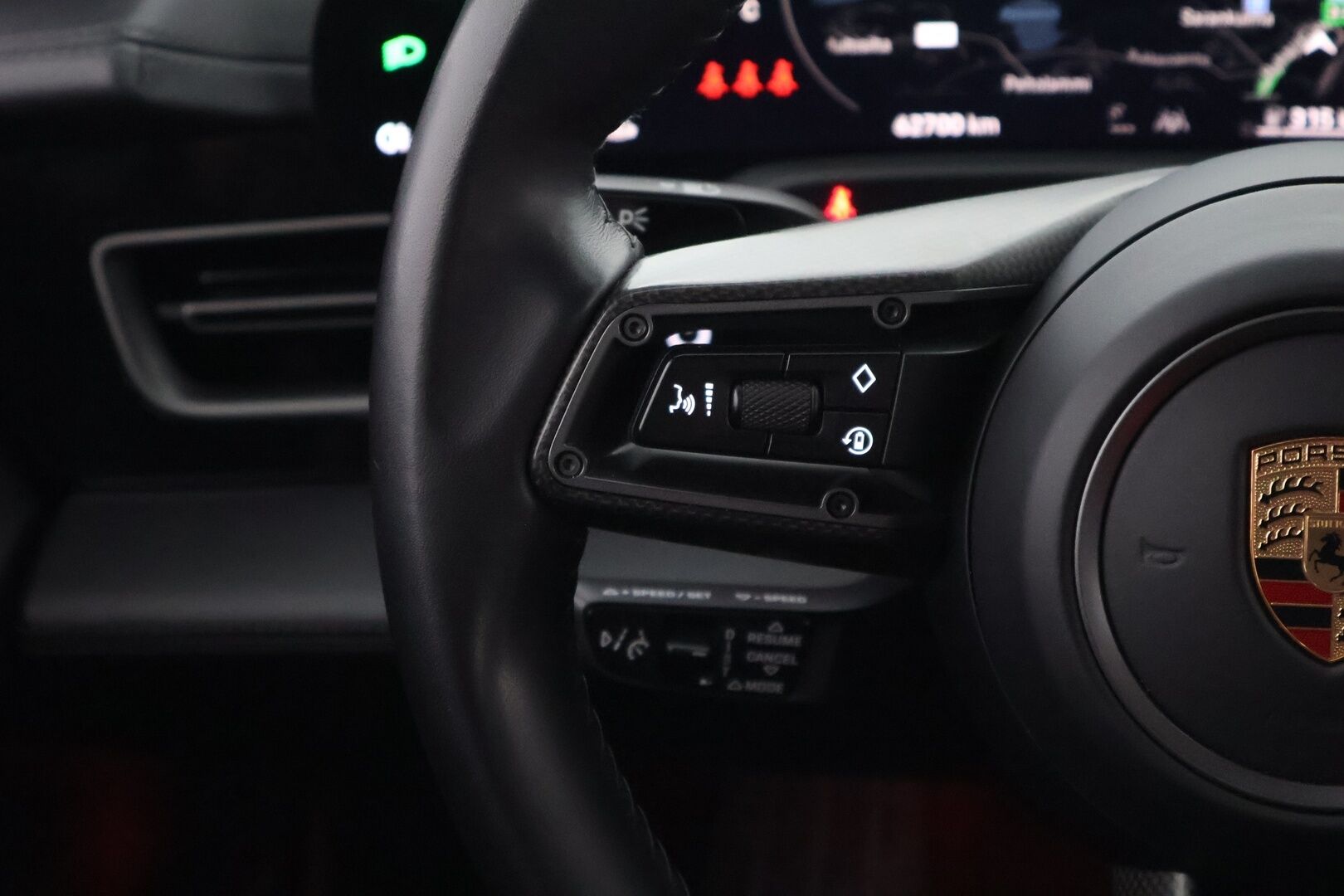 Porsche Taycan 2020 Turbo - 2,99 % KORKOTARJOUS TÄHÄN AUTOON - Adapt.Vakkari / InnoDrive / Bose Surround / Nelipyöräohjaus / Matrix LED / Ilmastoidut 18-Nahkapenkit / Ilma-alusta / Supervarusteet!