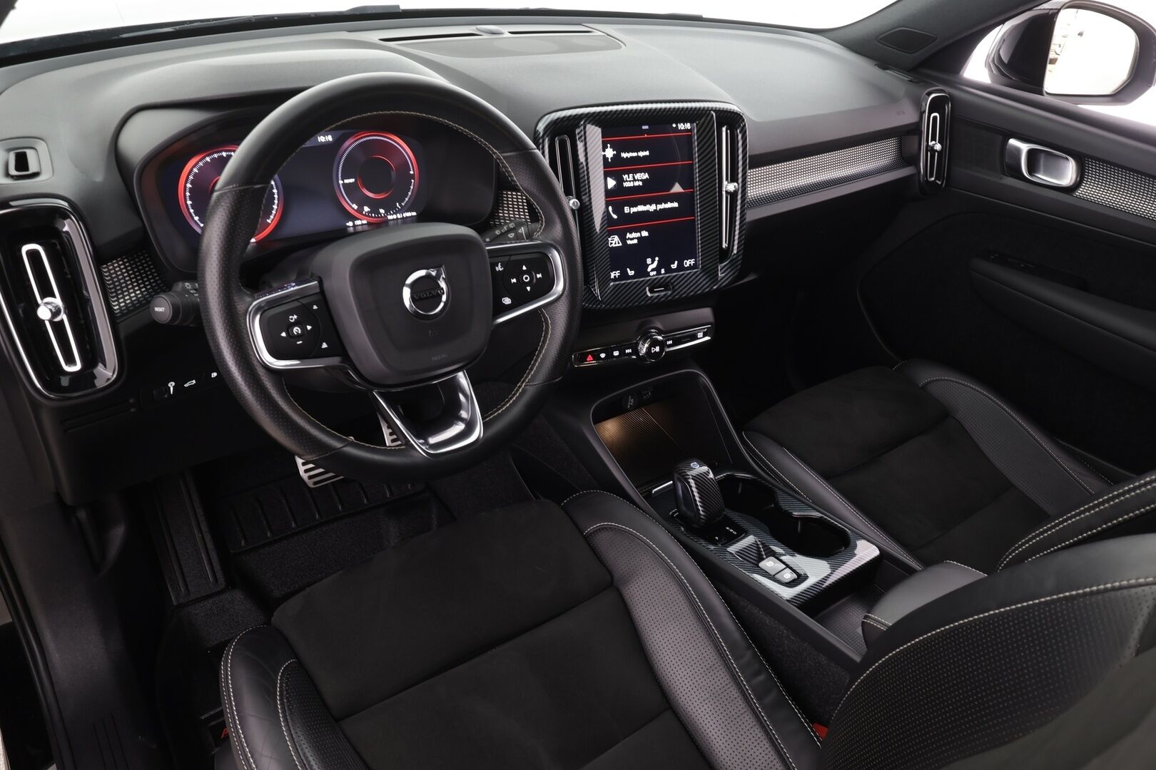 Volvo XC40 2021 T5 TwE Business R-Design aut * ACC / P.kamera / Webasto / Sähköluukku / KeylessGo / BLIS *