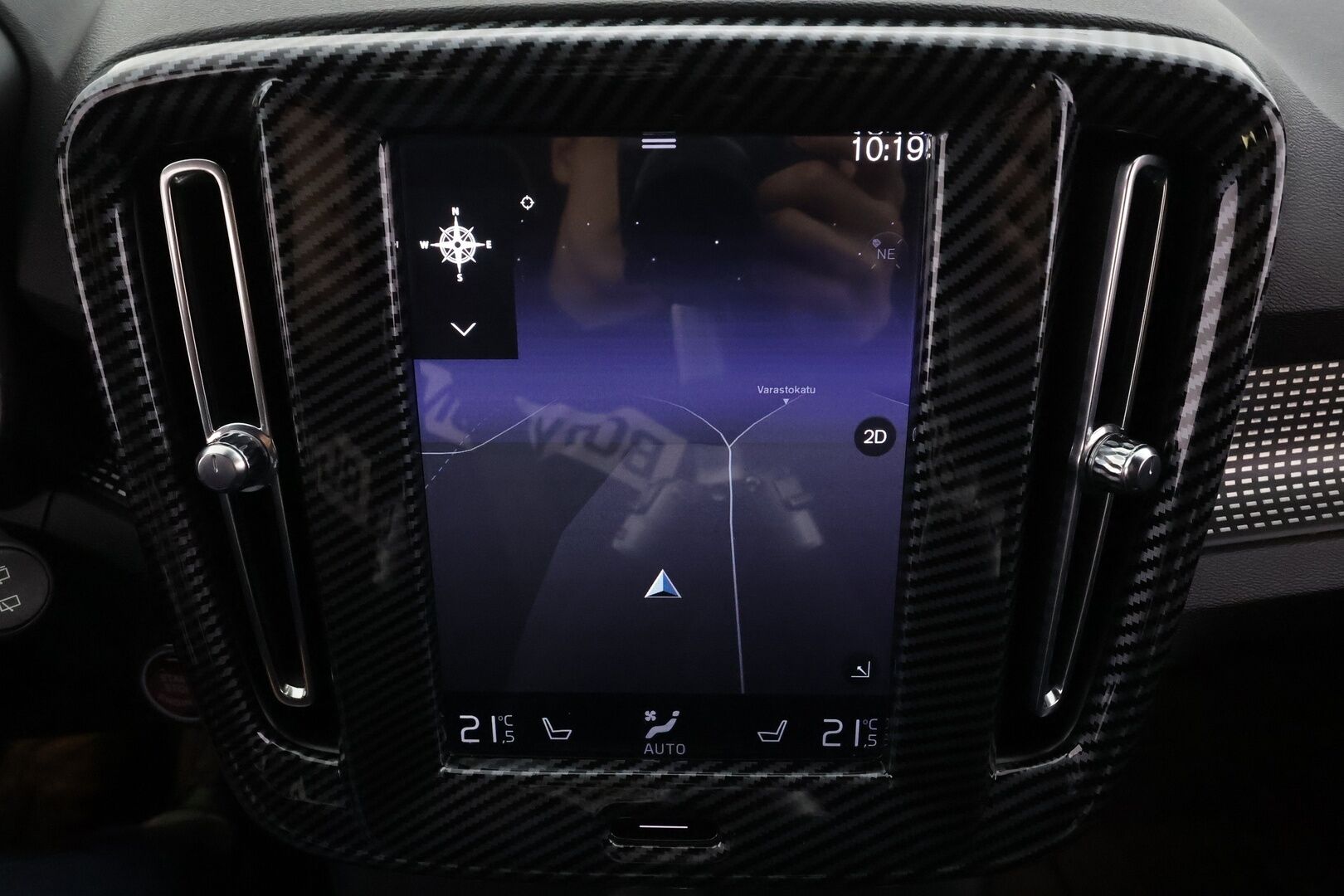 Volvo XC40 2021 T5 TwE Business R-Design aut * ACC / P.kamera / Webasto / Sähköluukku / KeylessGo / BLIS *