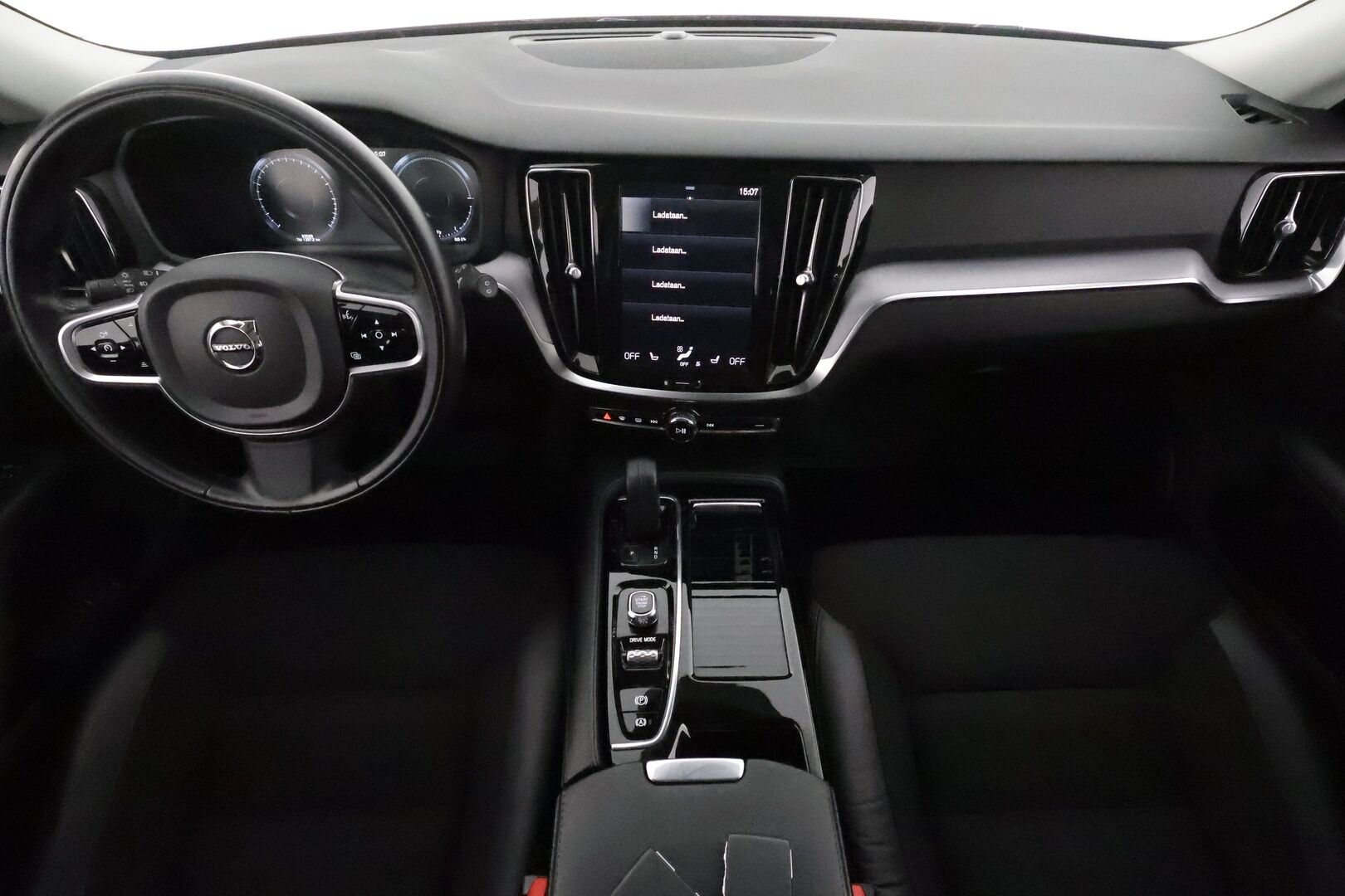 Volvo V60 2020 T6 TwE AWD Momentum aut **Koukku / Adapt.vakkari / Keyless / TULOSSA