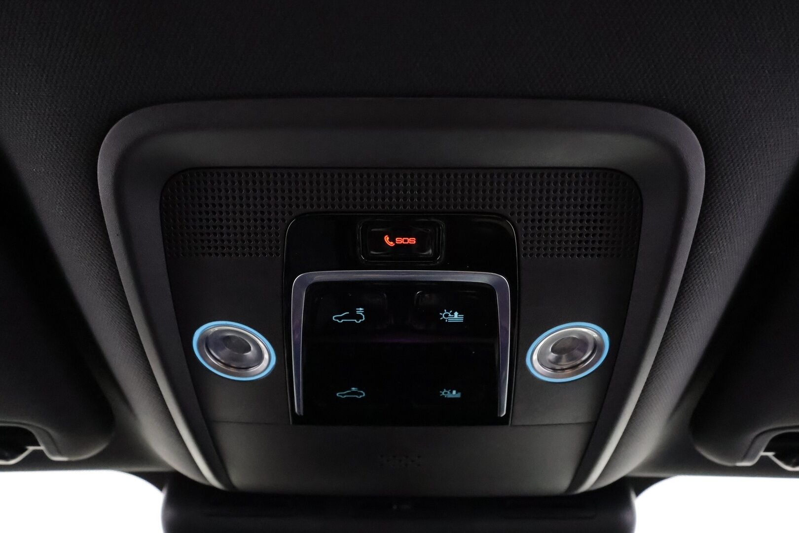 BYD Atto 3 2022 Design - | ILP | 360 | ACC | Sähköpenkit | Panorama | LED | Kaistavahti | Katveavustin | Navi | Keyless | 2x Latauskaapelit |