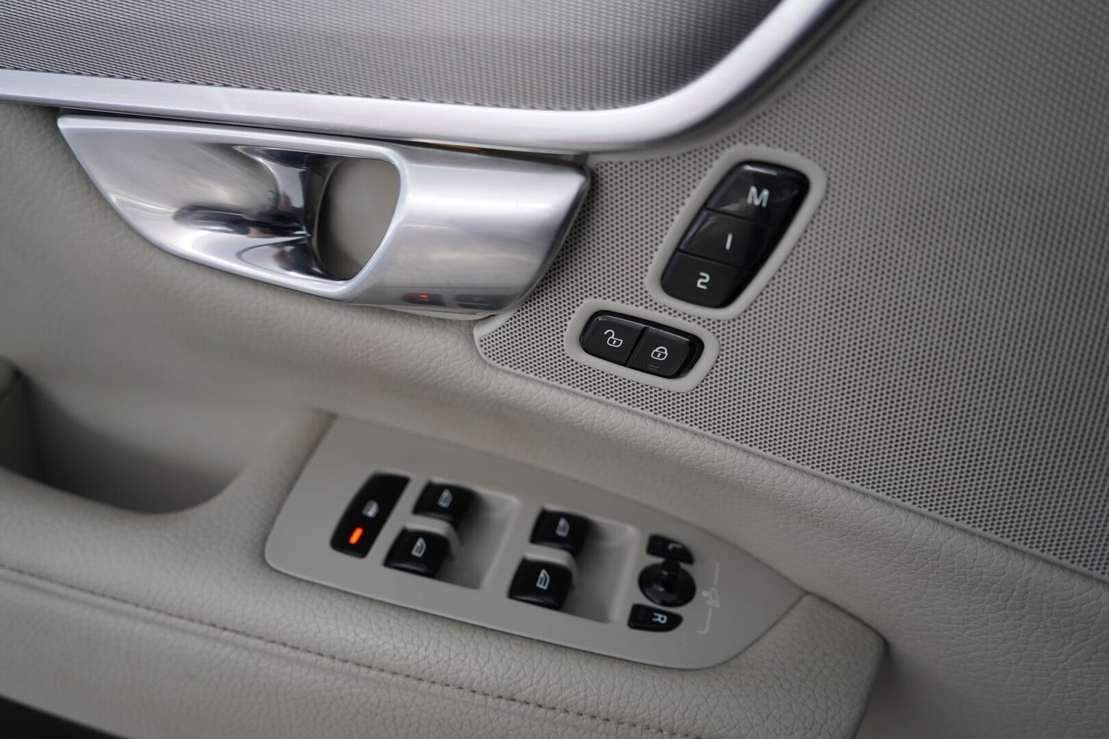 Volvo V90 2017 D4 AWD Inscription aut. *Polestar / HUD / ACC / 360° / Webasto / Muistipenkki / Keyless / Koukku* - Juuri saapunut! / Juuri huollettu / Polestar / Kahdet OEM vanteet / Huippuvarusteet 