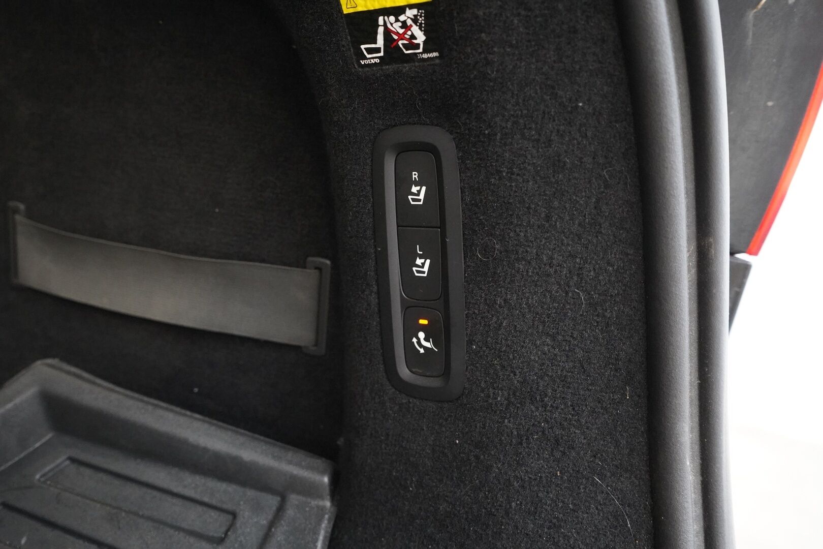 Volvo V90 2017 D4 AWD Inscription aut. *Polestar / HUD / ACC / 360° / Webasto / Muistipenkki / Keyless / Koukku* - Juuri saapunut! / Juuri huollettu / Polestar / Kahdet OEM vanteet / Huippuvarusteet 