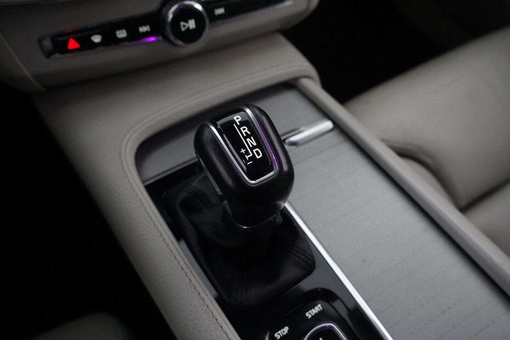 Volvo V90 2017 D4 AWD Inscription aut. *Polestar / HUD / ACC / 360° / Webasto / Muistipenkki / Keyless / Koukku* - Juuri saapunut! / Juuri huollettu / Polestar / Kahdet OEM vanteet / Huippuvarusteet 