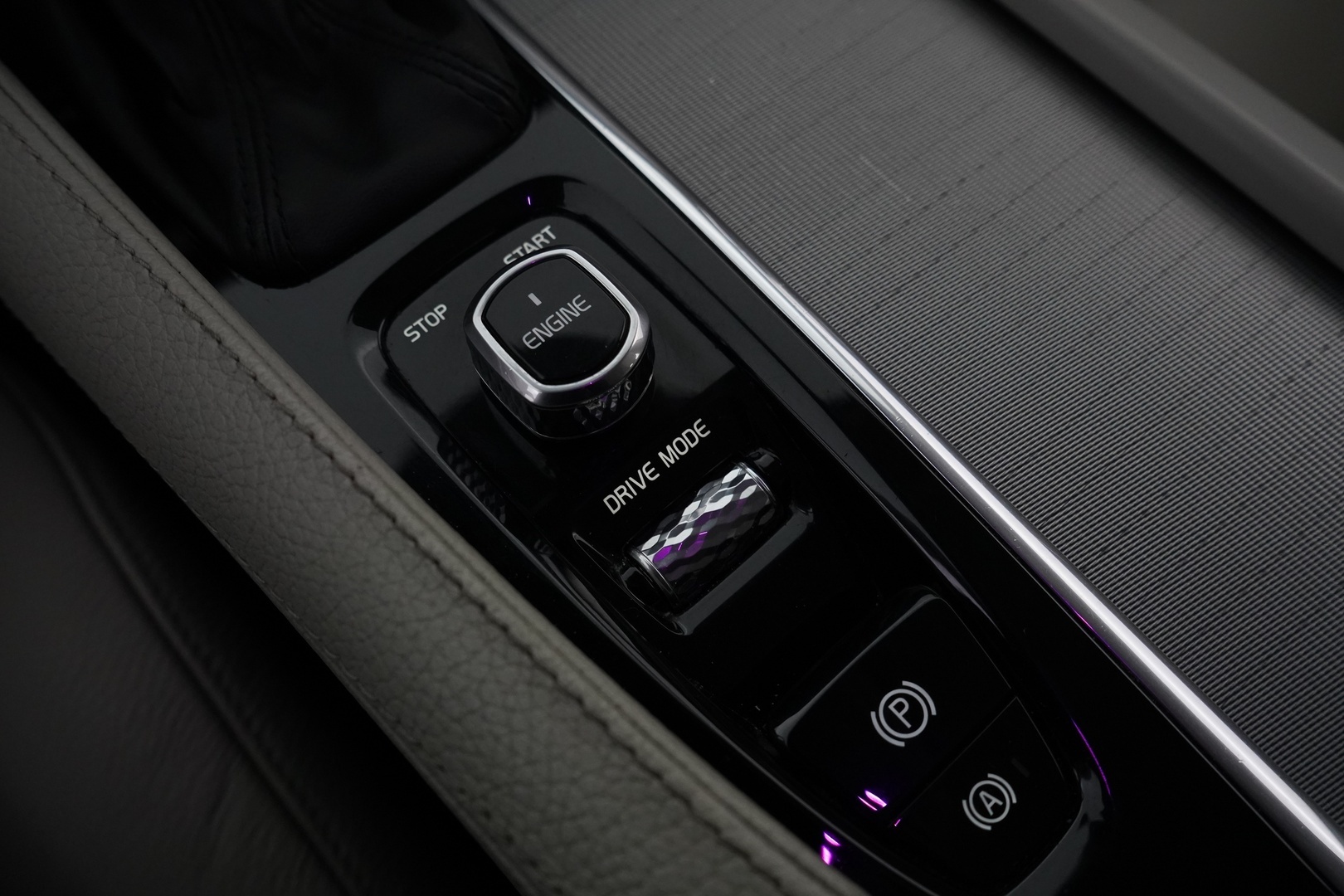 Volvo V90 2017 D4 AWD Inscription aut. *Polestar / HUD / ACC / 360° / Webasto / Muistipenkki / Keyless / Koukku* - Polestar / Kahdet OEM vanteet / Huippuvarusteet / Viimeisin huolto 241tkm