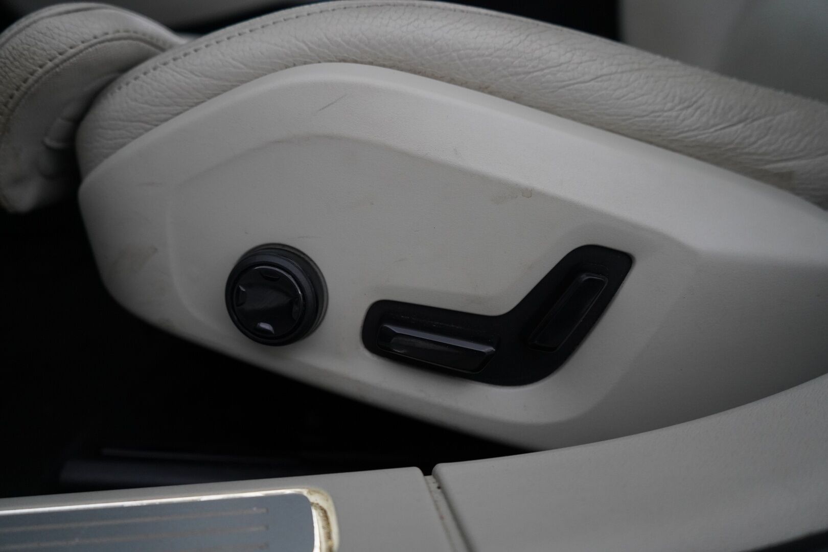 Volvo V90 2017 D4 AWD Inscription aut. *Polestar / HUD / ACC / 360° / Webasto / Muistipenkki / Keyless / Koukku* - Juuri saapunut! / Juuri huollettu / Polestar / Kahdet OEM vanteet / Huippuvarusteet 