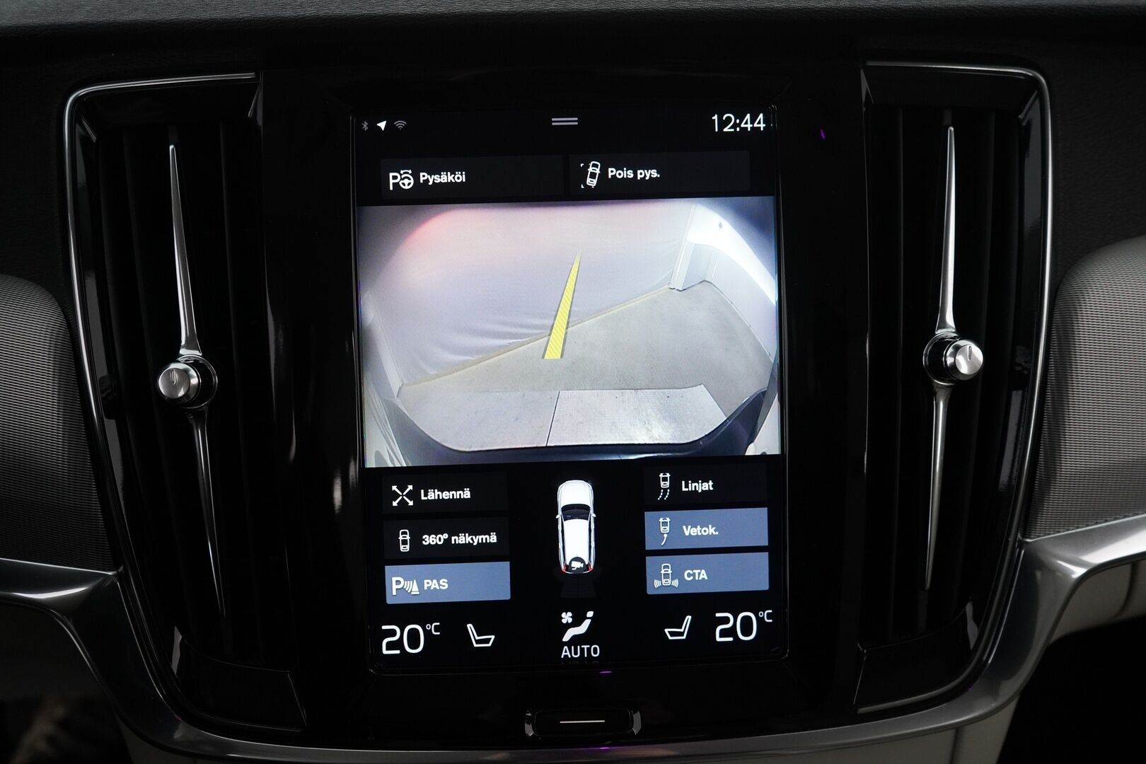 Volvo V90 2017 D4 AWD Inscription aut. *Polestar / HUD / ACC / 360° / Webasto / Muistipenkki / Keyless / Koukku* - Polestar / Kahdet OEM vanteet / Huippuvarusteet / Viimeisin huolto 241tkm