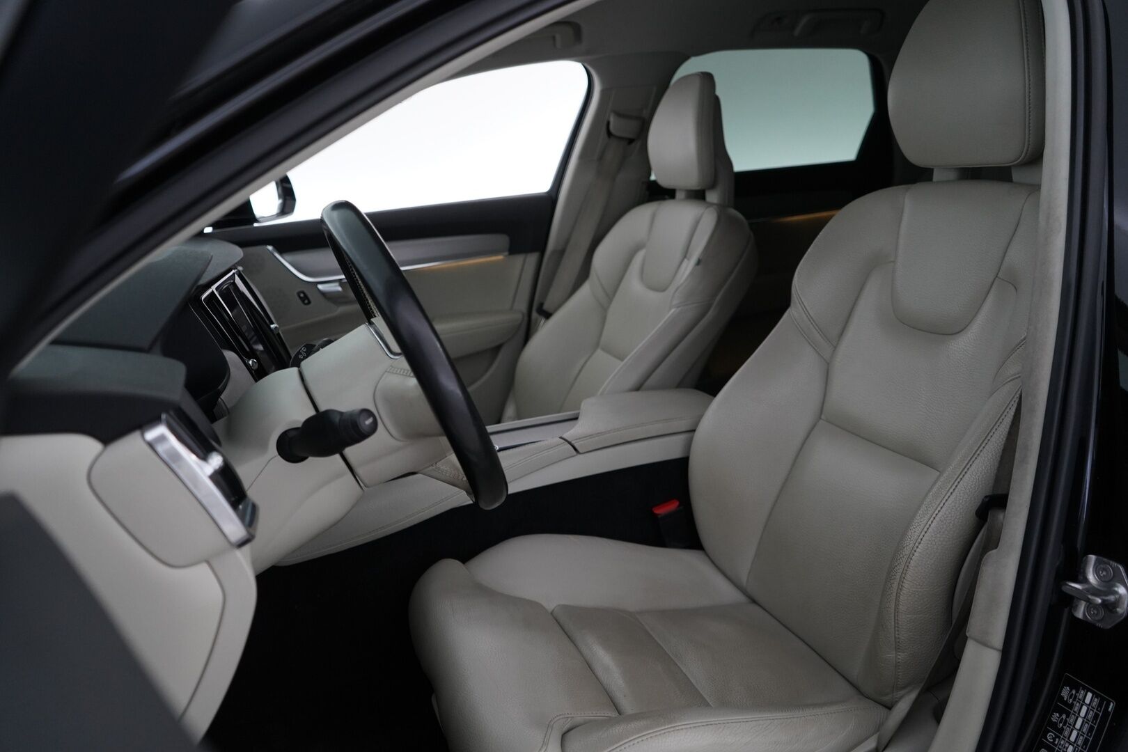 Volvo V90 2017 D4 AWD Inscription aut. *Polestar / HUD / ACC / 360° / Webasto / Muistipenkki / Keyless / Koukku* - Juuri saapunut! / Juuri huollettu / Polestar / Kahdet OEM vanteet / Huippuvarusteet 