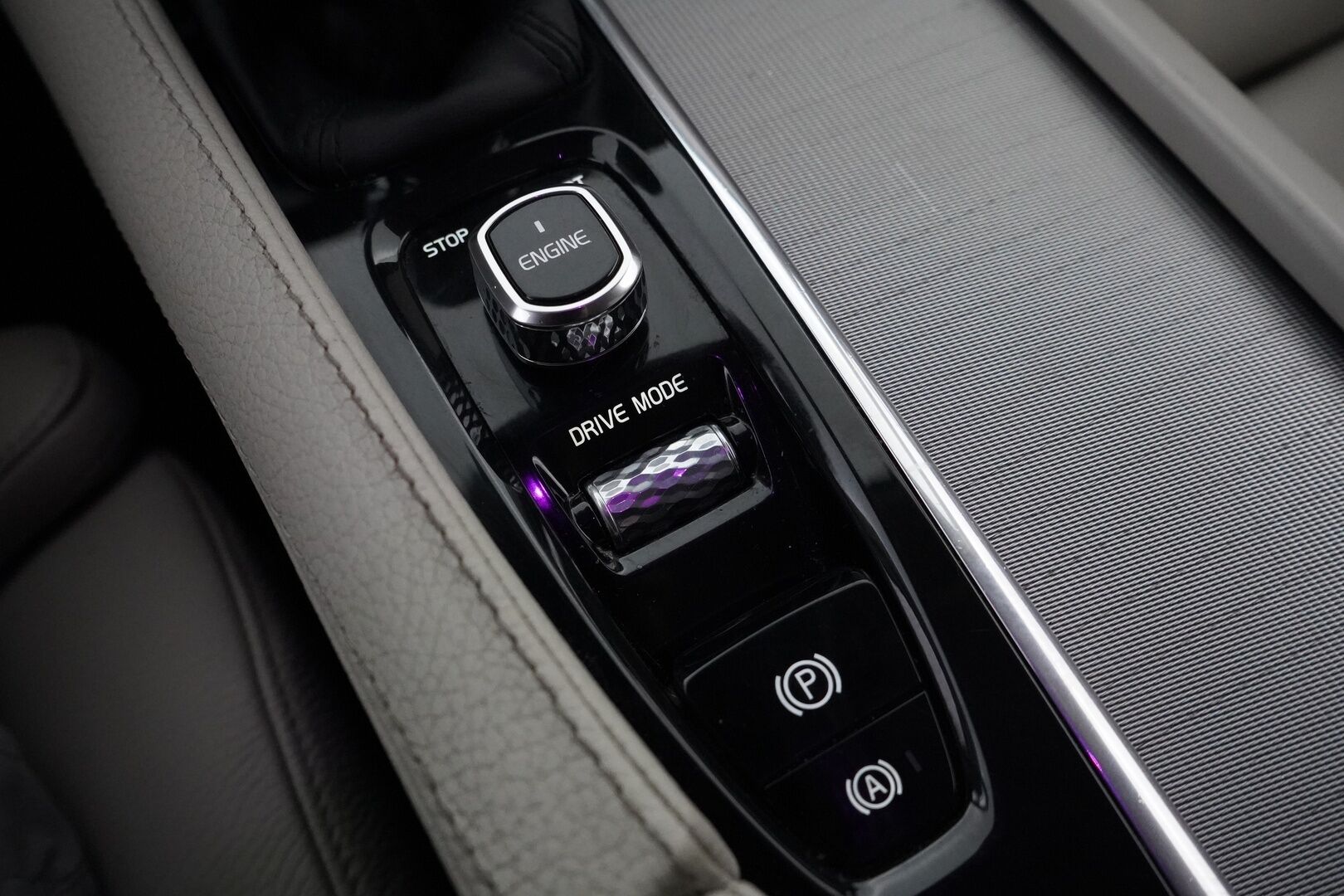 Volvo V90 2017 D4 AWD Inscription aut. *Polestar / HUD / ACC / 360° / Webasto / Muistipenkki / Keyless / Koukku* - Juuri saapunut! / Juuri huollettu / Polestar / Kahdet OEM vanteet / Huippuvarusteet 