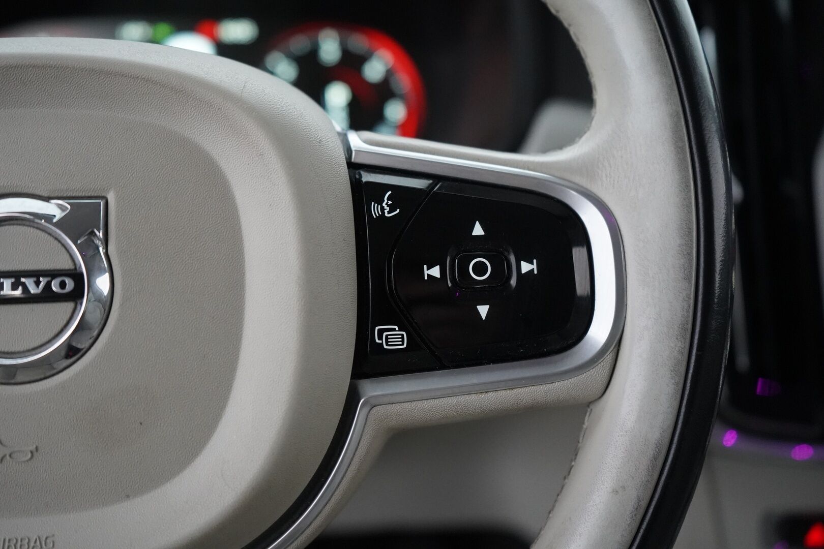 Volvo V90 2017 D4 AWD Inscription aut. *Polestar / HUD / ACC / 360° / Webasto / Muistipenkki / Keyless / Koukku* - Juuri saapunut! / Juuri huollettu / Polestar / Kahdet OEM vanteet / Huippuvarusteet 