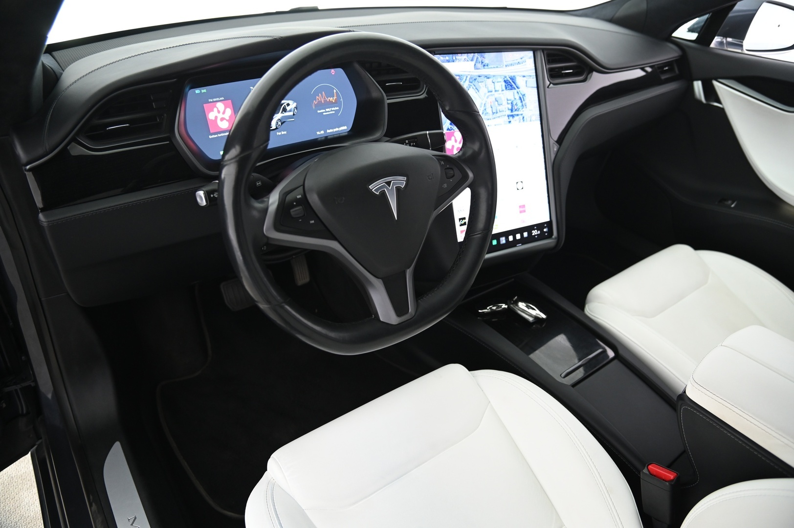 Tesla Model S 2020 Long Raven AWD Raven - | CCS-päivitys tehty | 21" Turbine | Intel Atom | Ilma-alusta | Premium Audio | 2x Alumiinivanteet renkailla |